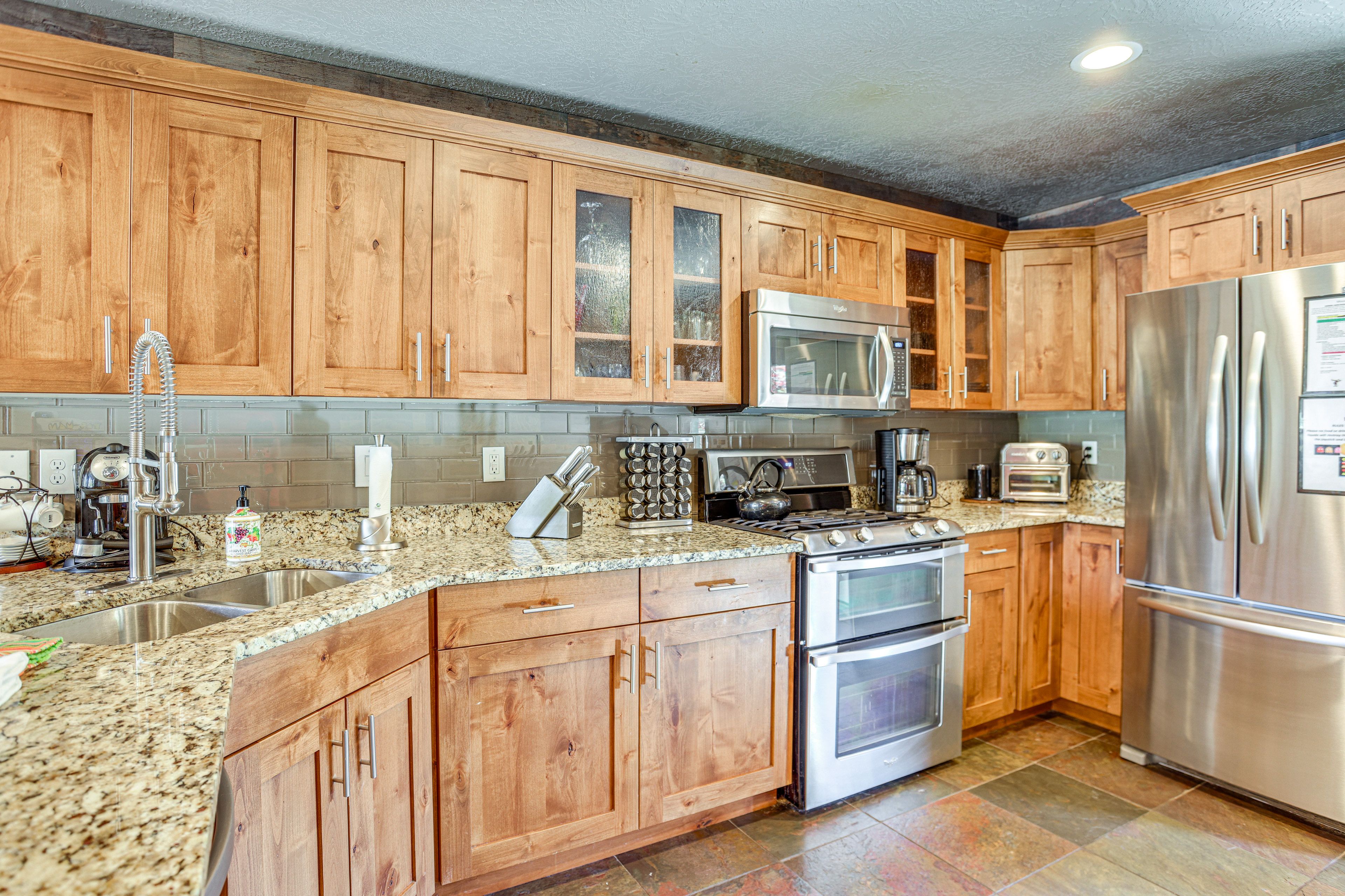 Fully Equipped Kitchen | Cooking Basics & Spices