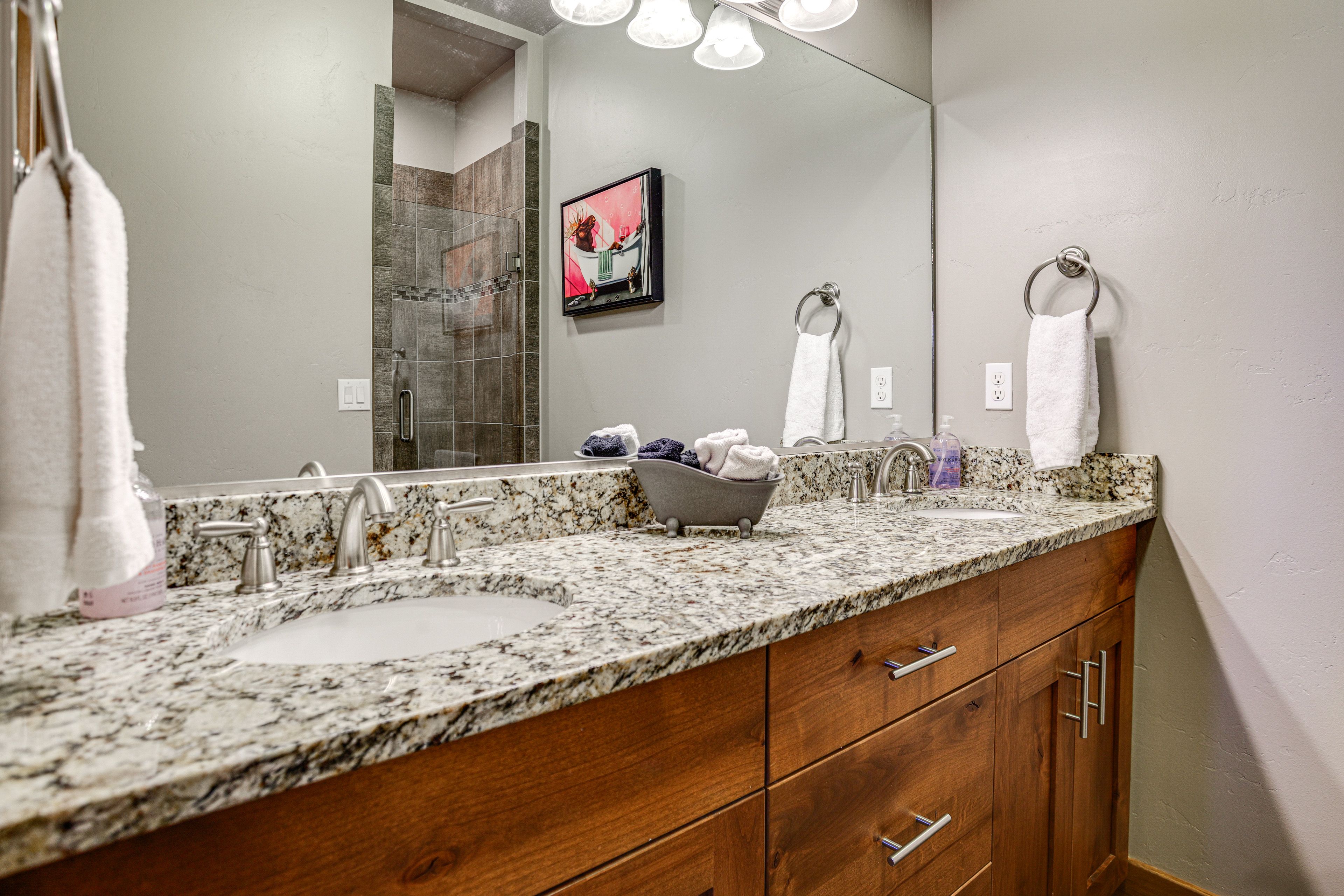 En-Suite Bathroom