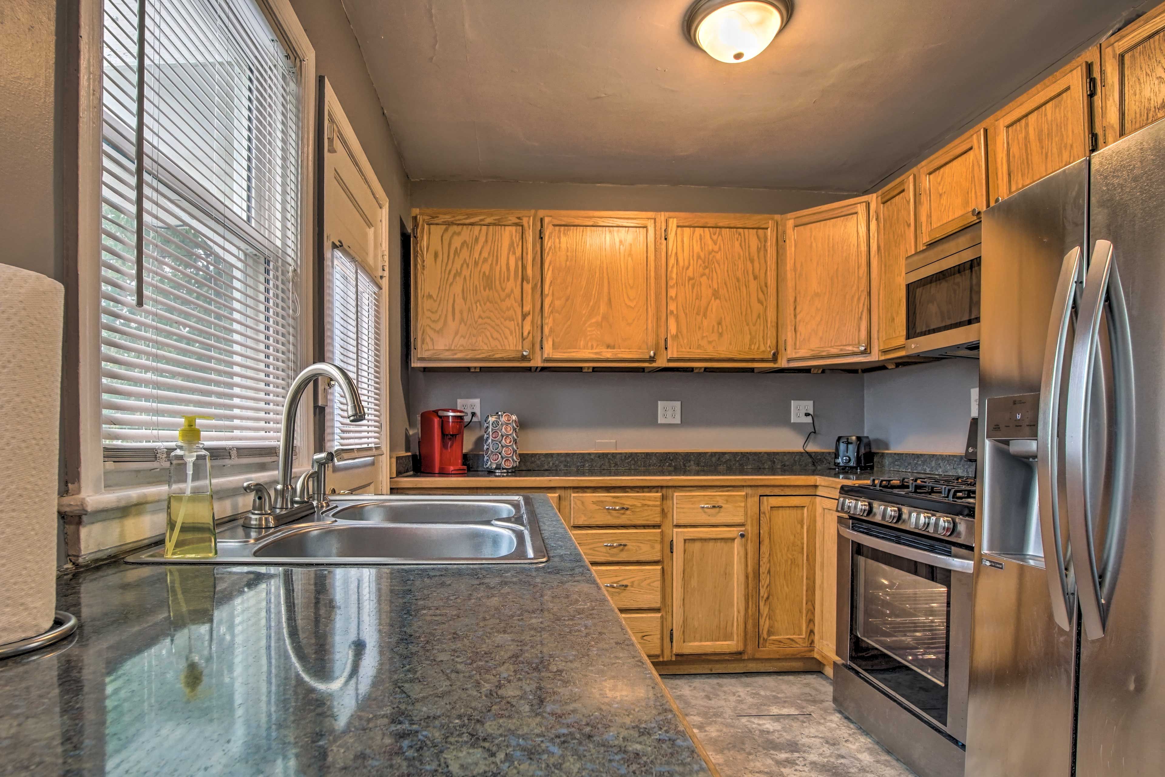 Fully Equipped Kitchen | Cooking Basics | Dishware & Flatware