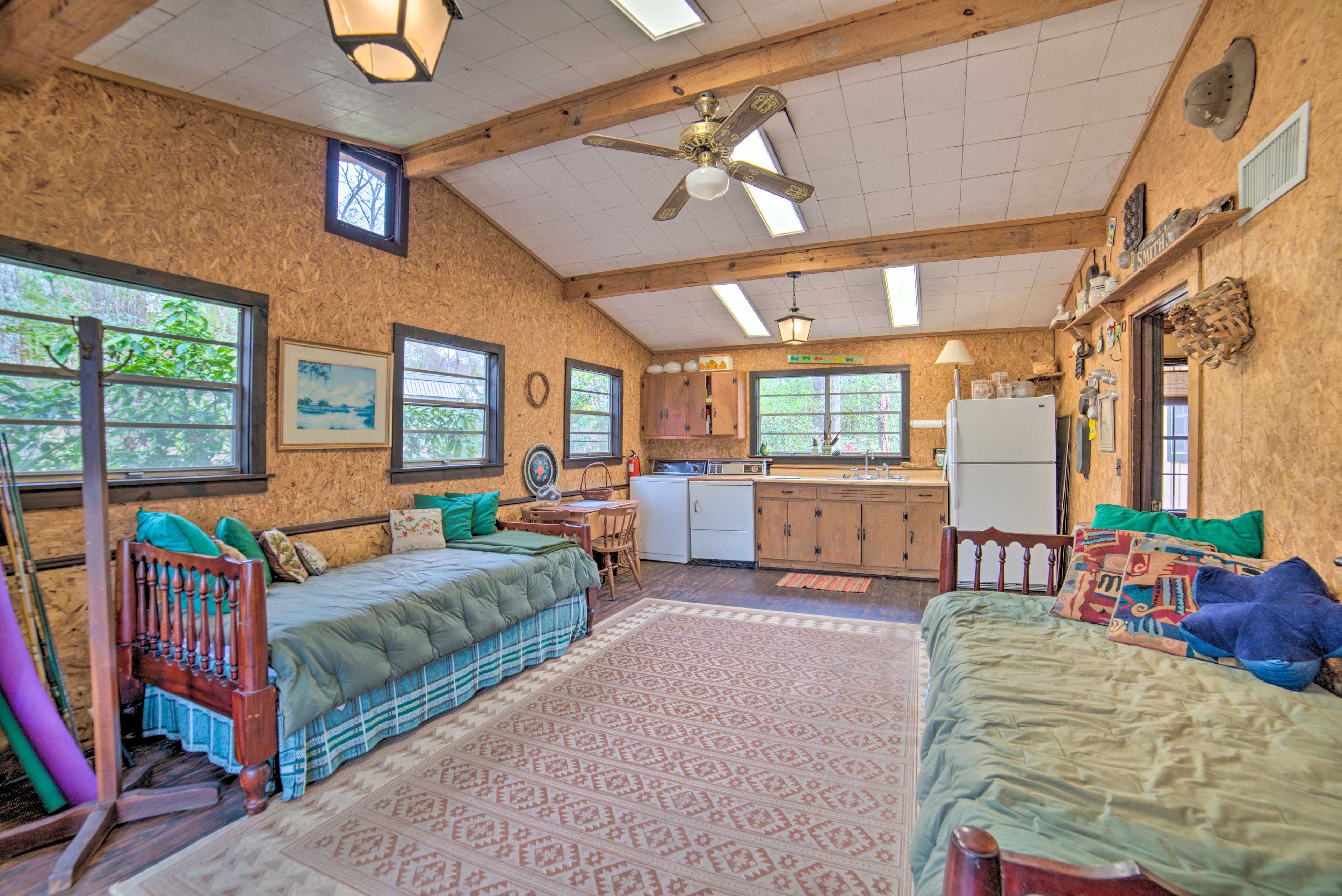 Bedroom 4 | 2 Twin Daybeds | Kitchenette