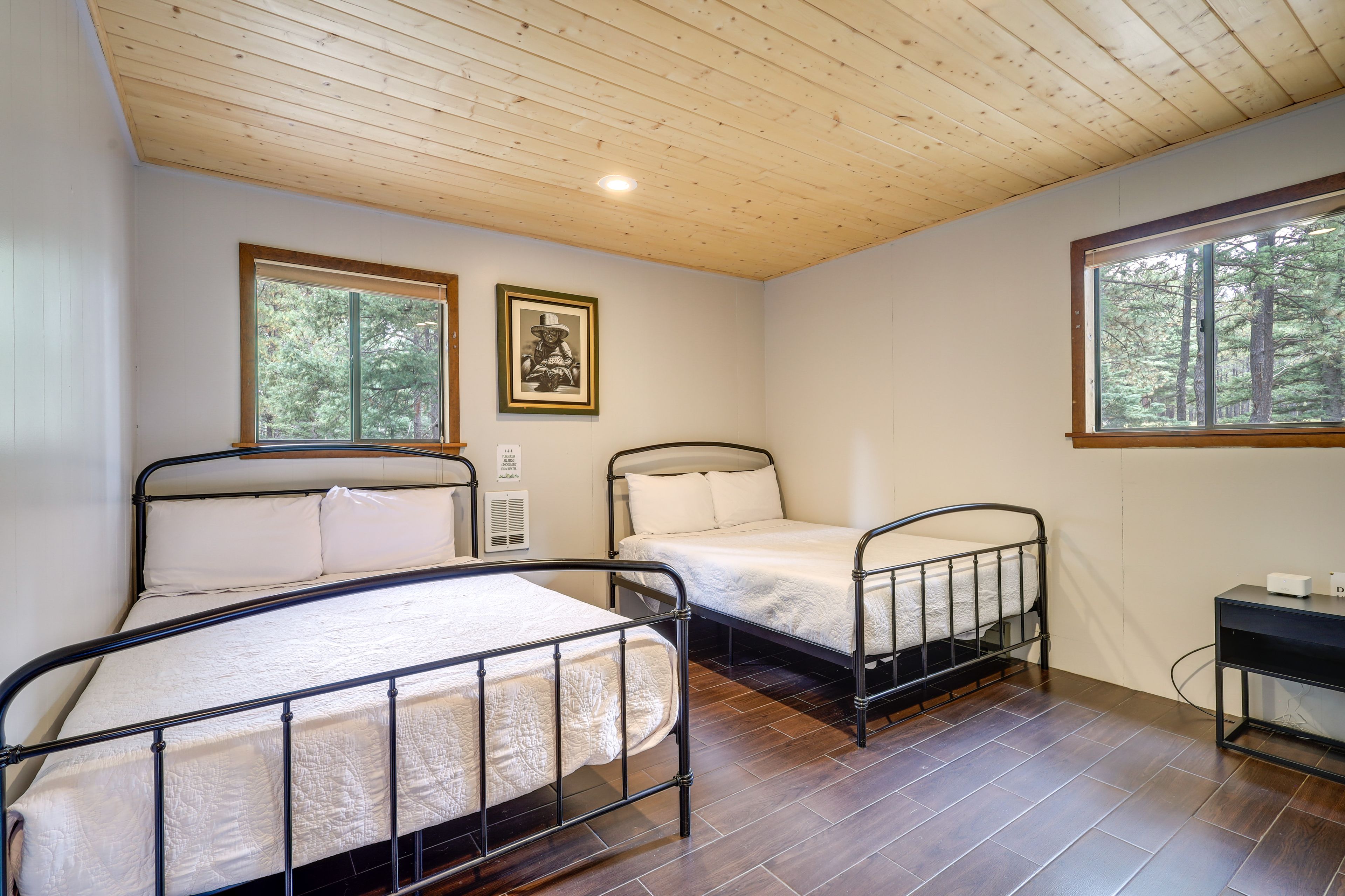 Bedroom 2 | 2 Queen Beds | Smart TV