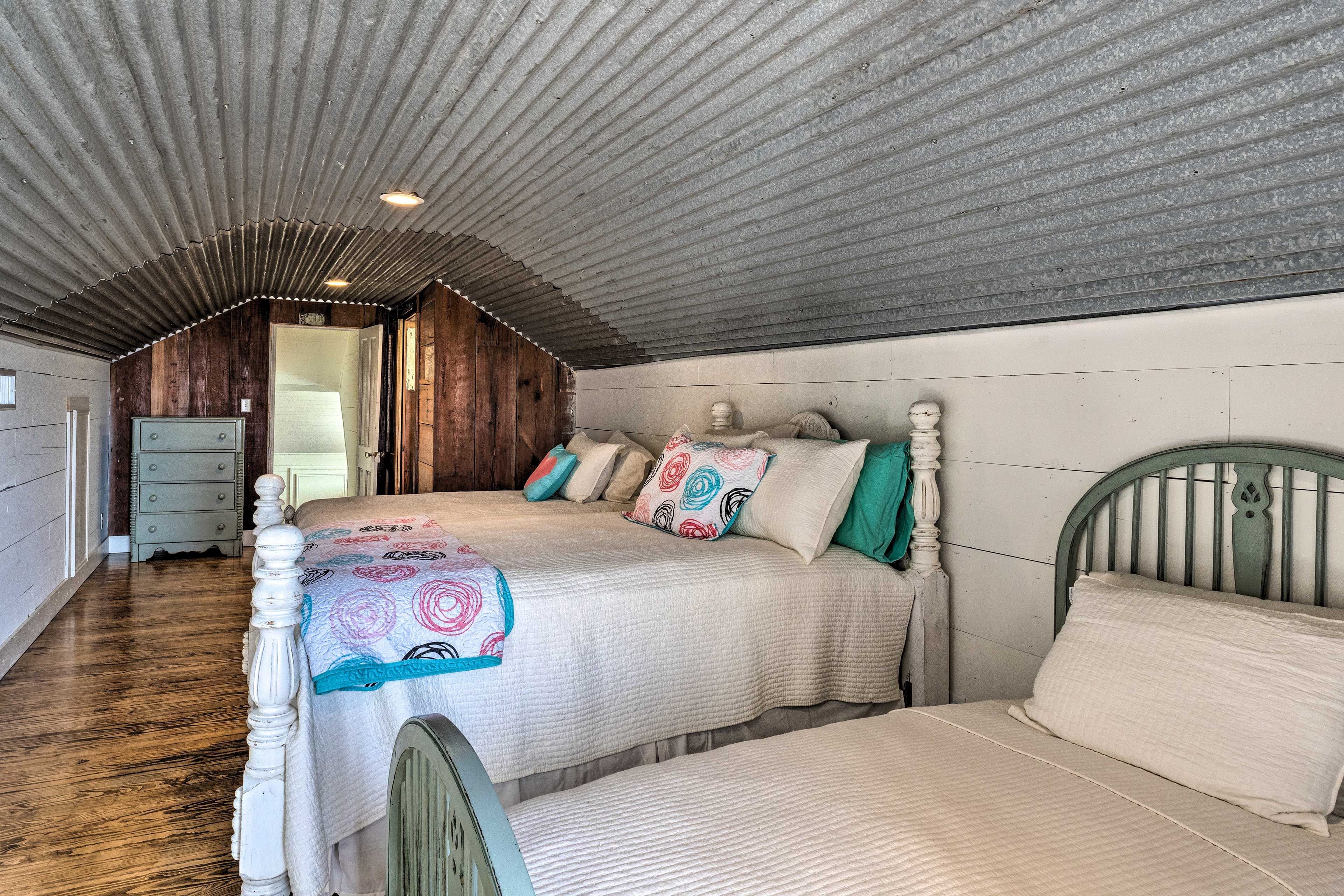 Bedroom 4 | Full Bed | 2 Twin Beds