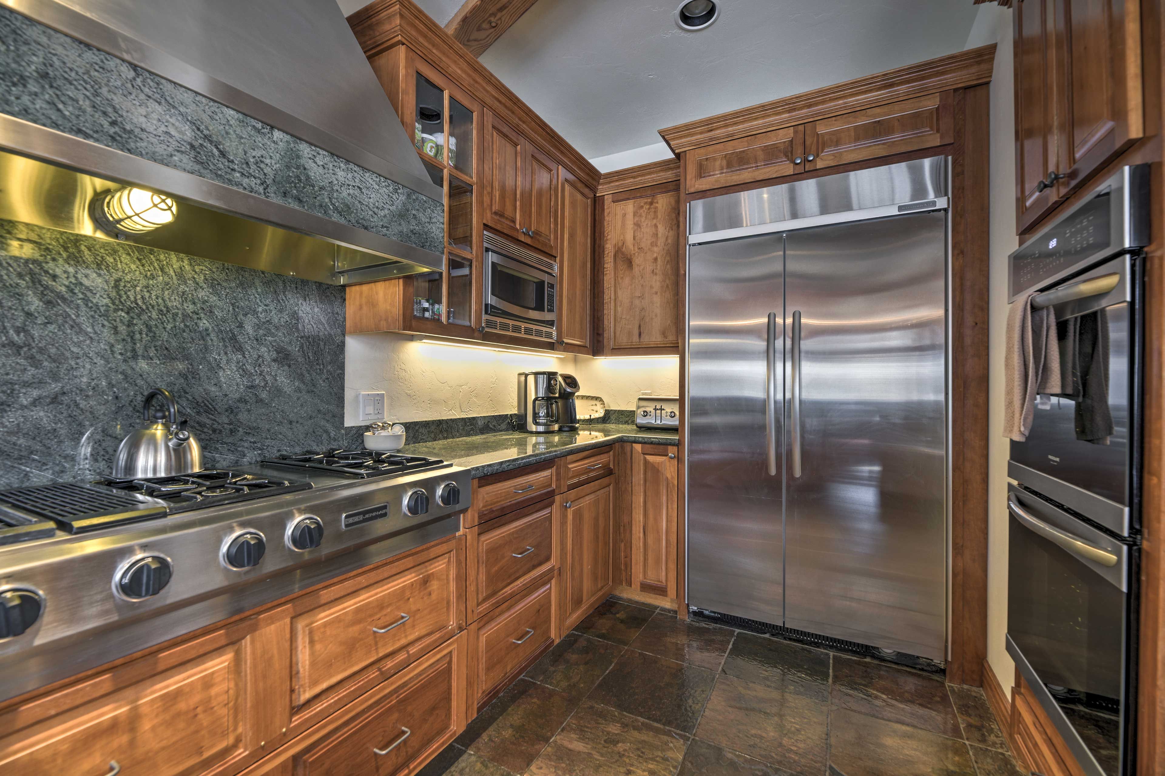 Fully Equipped Kitchen | Dual Ovens