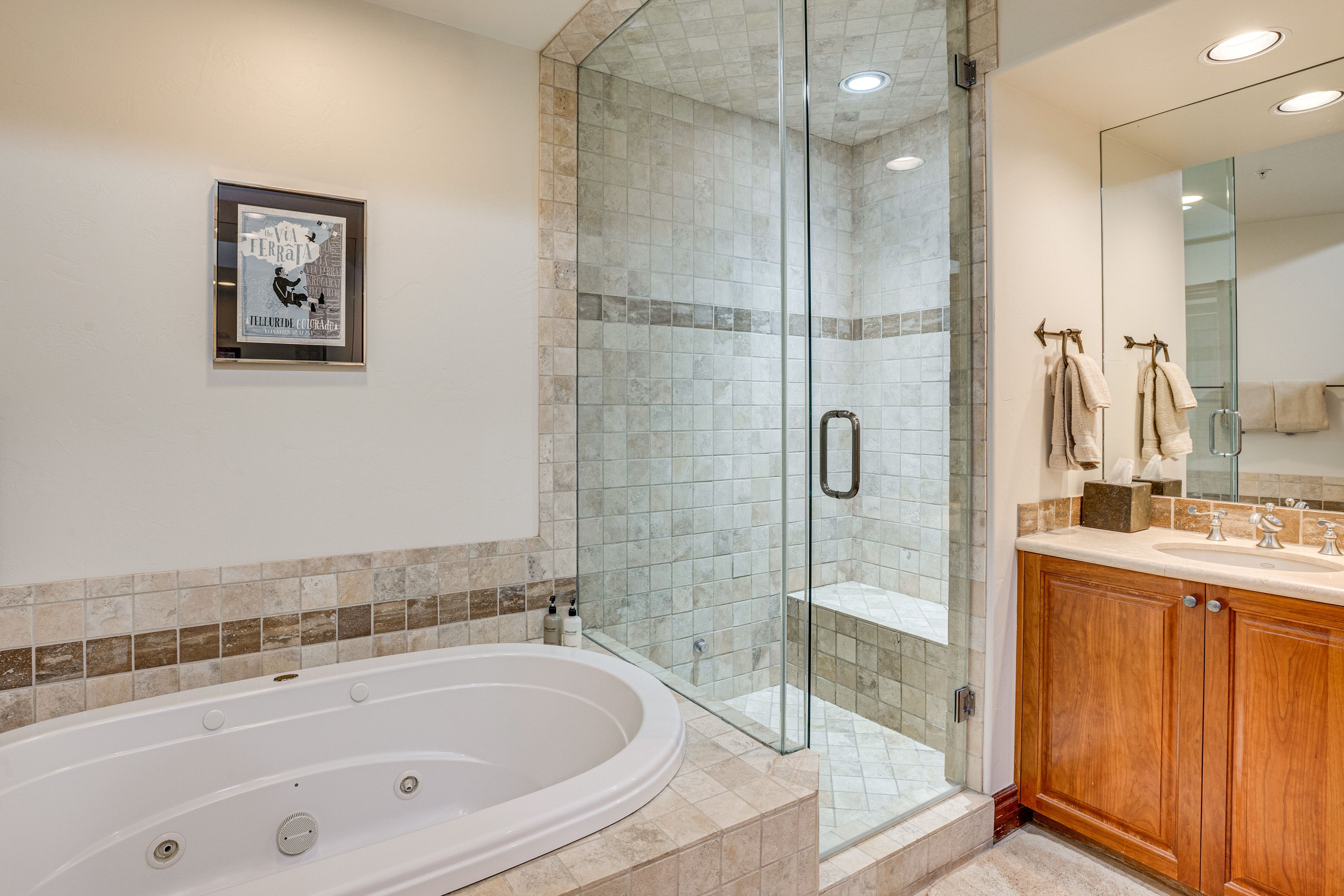 En-Suite Bathroom | Dual Vanities | Towels Provided