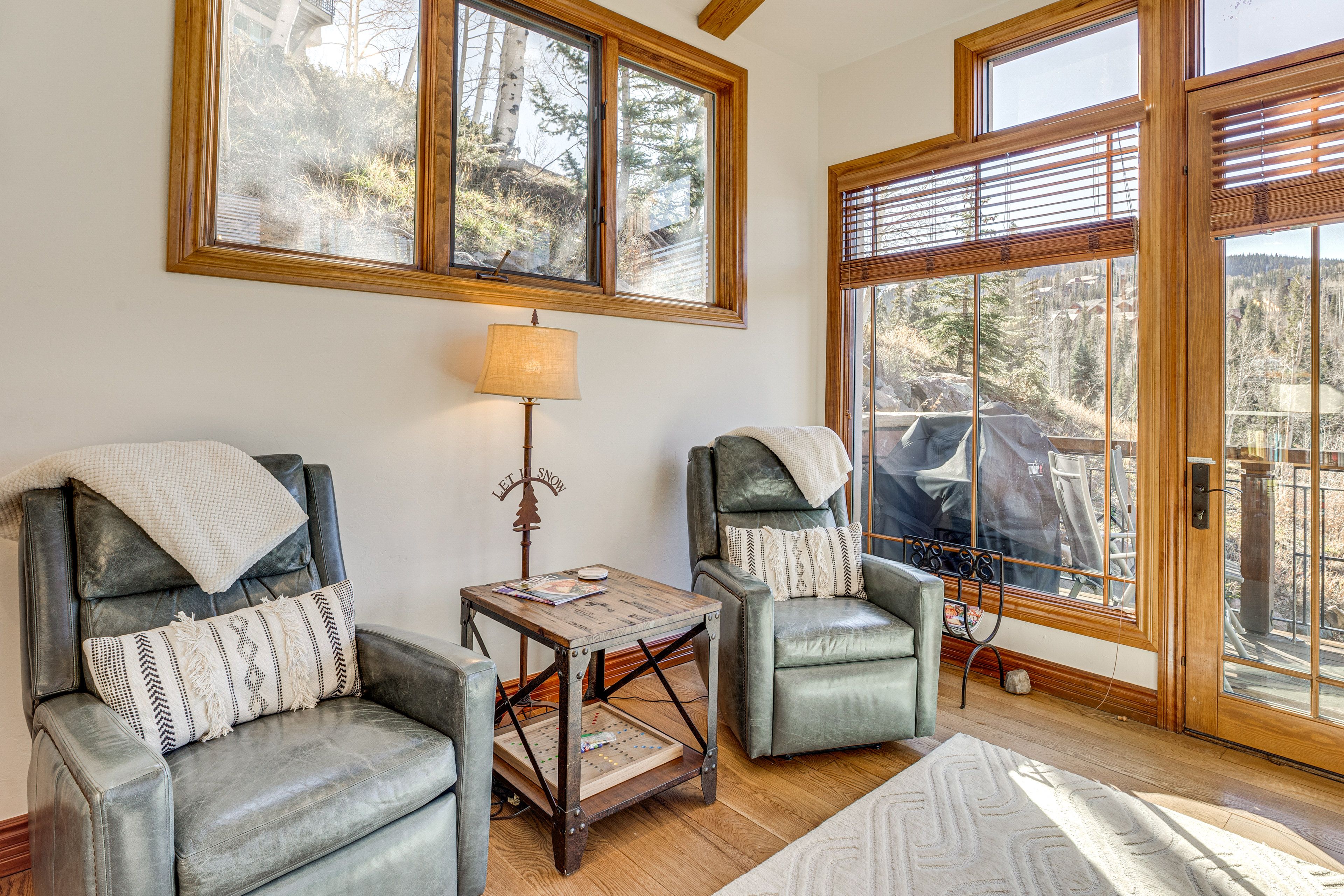 Sitting Area | Books & Board Games