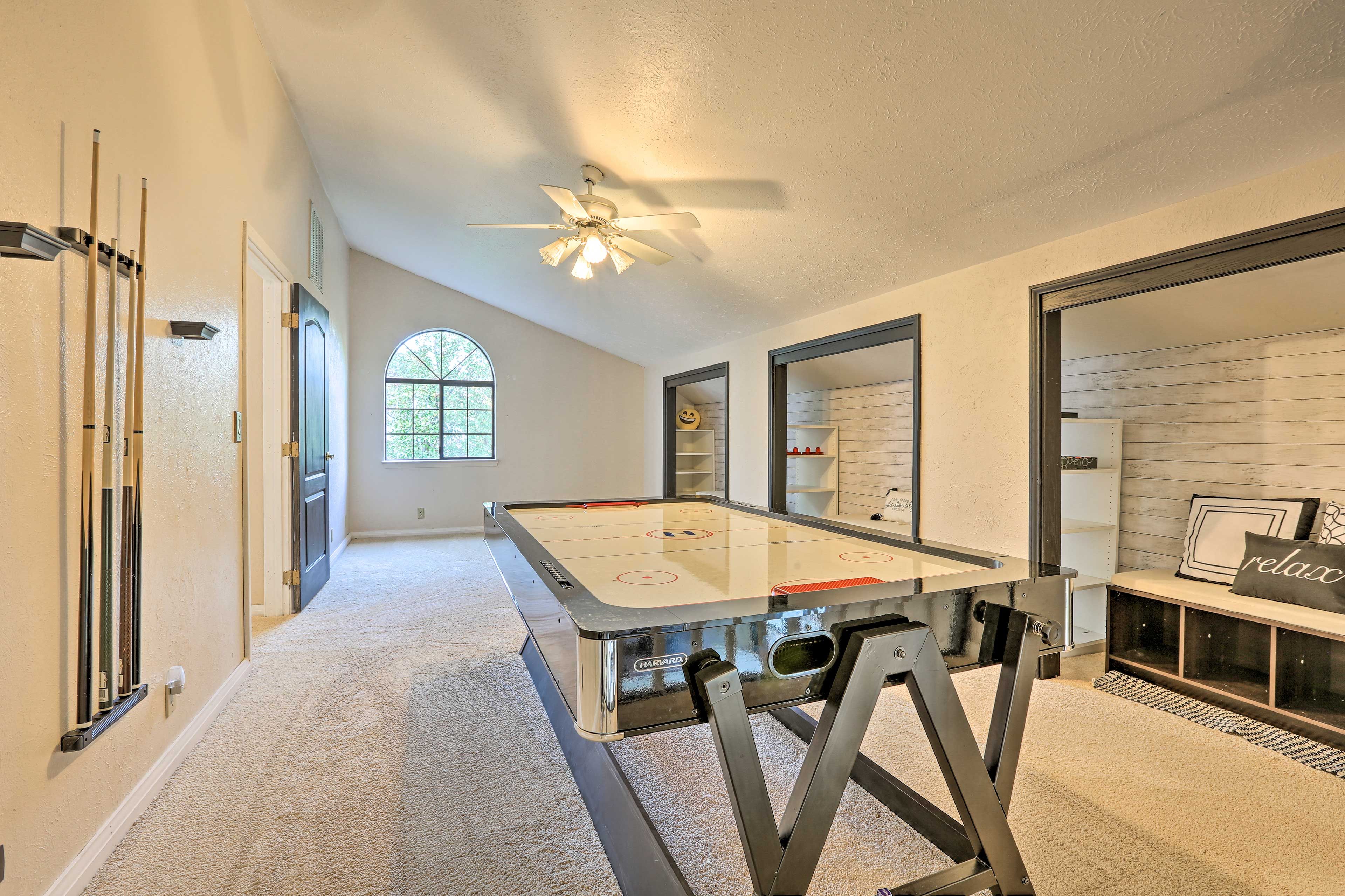 Game Room | Air Hockey Table | Foosball Table | Board Games