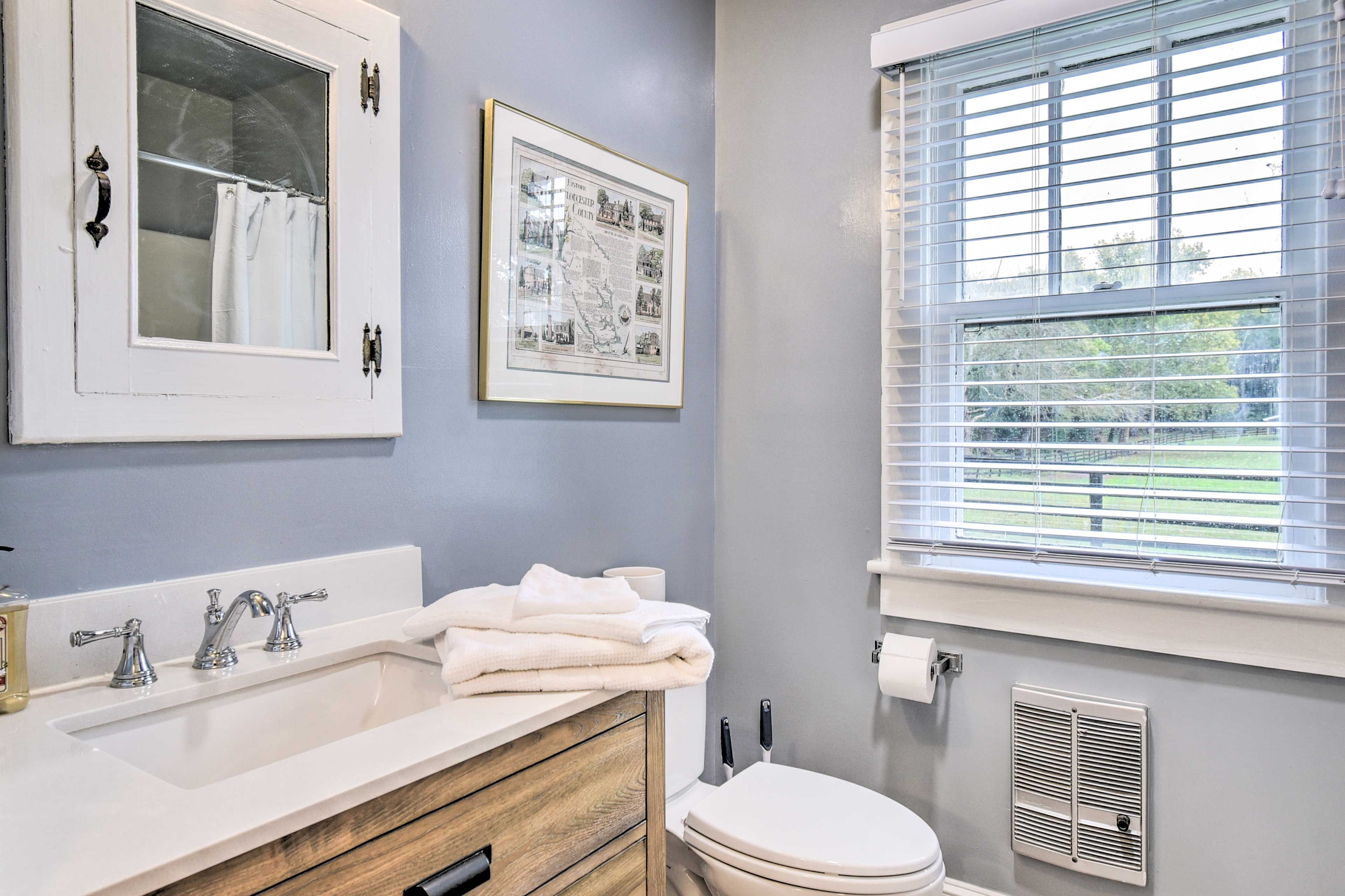 Full Bathroom | Linens | Towels