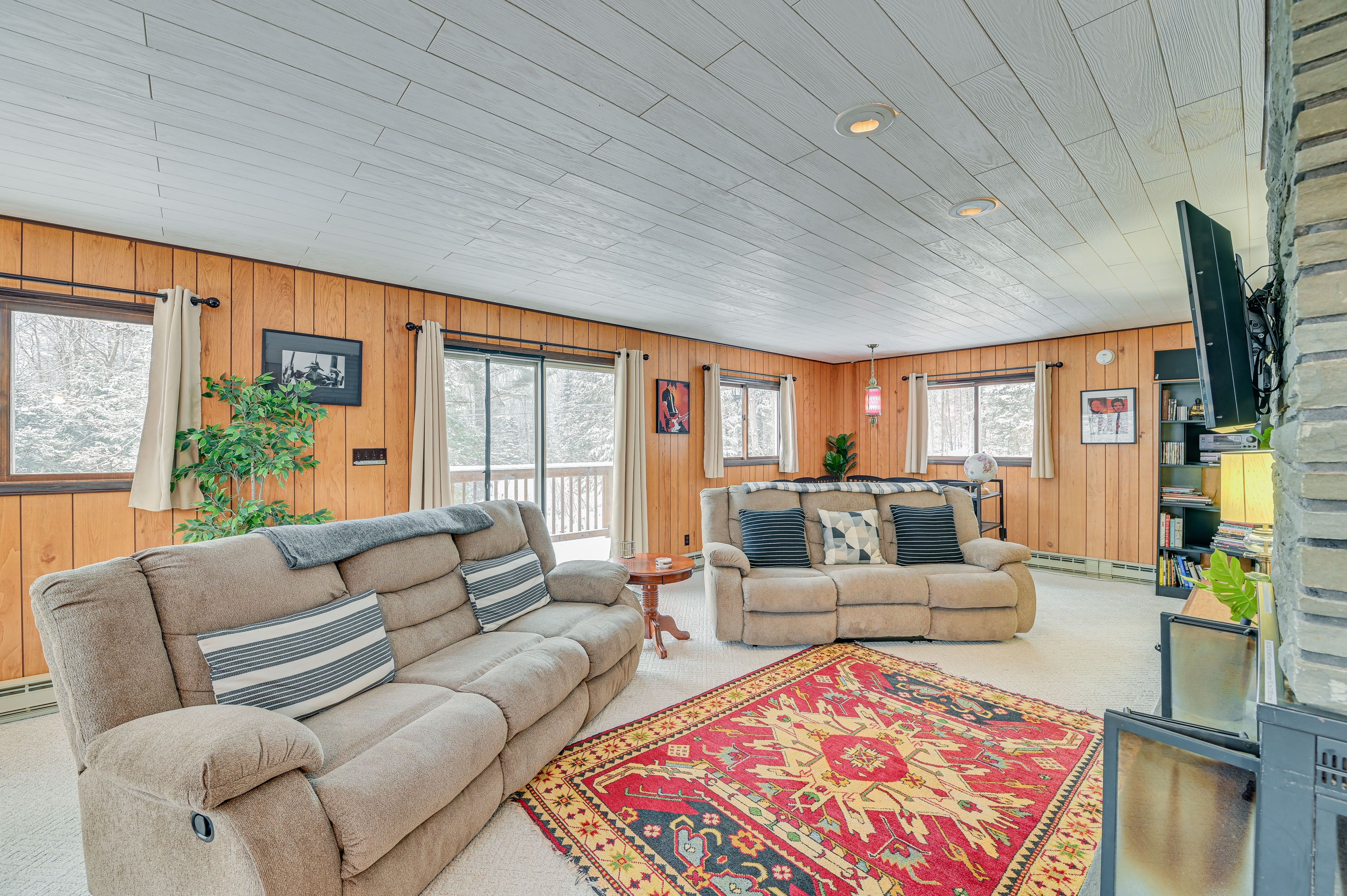 Living Room | Board Games