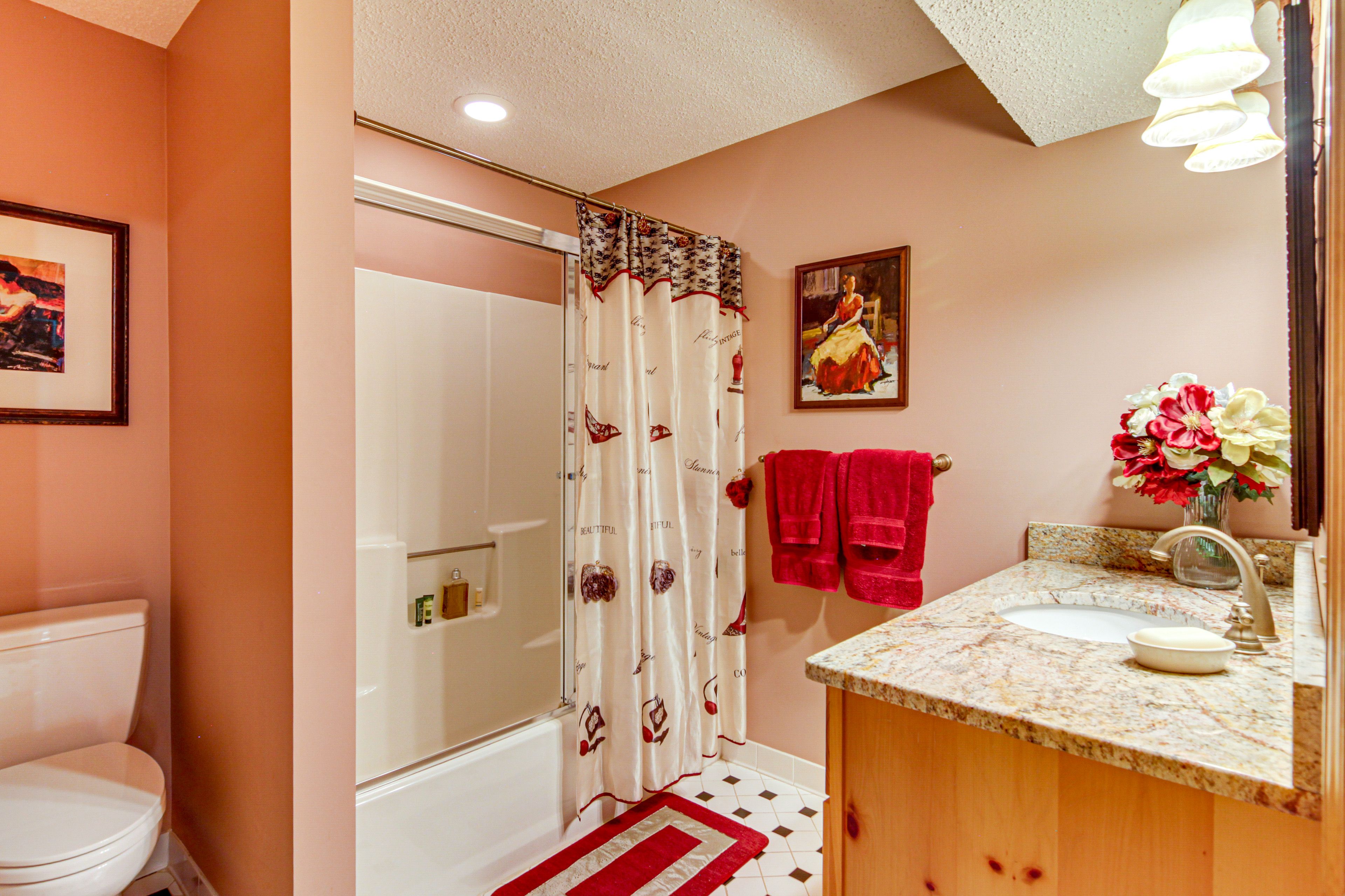 Full Bathroom | Basement Level