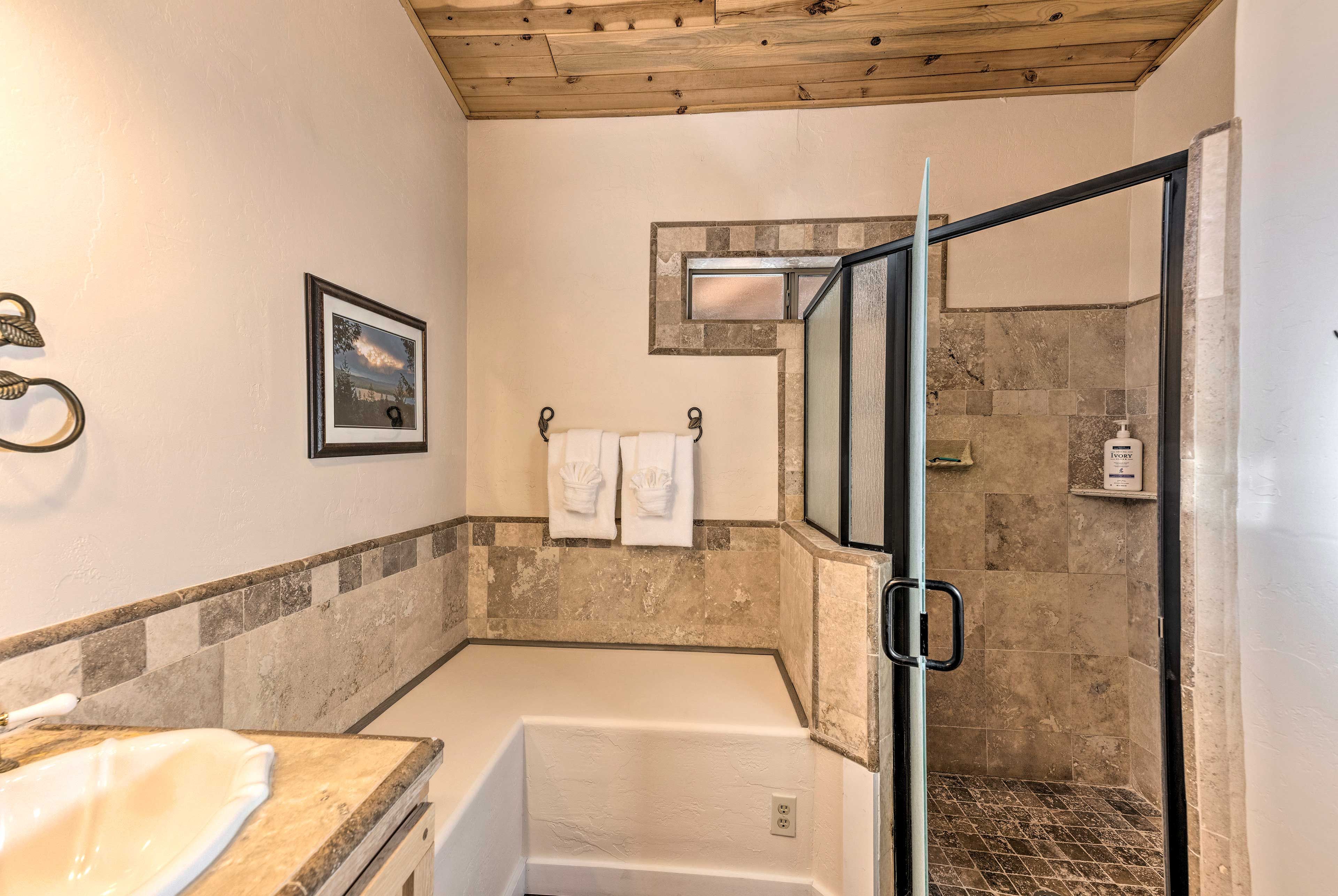 En-Suite Bathroom | Walk-In Shower
