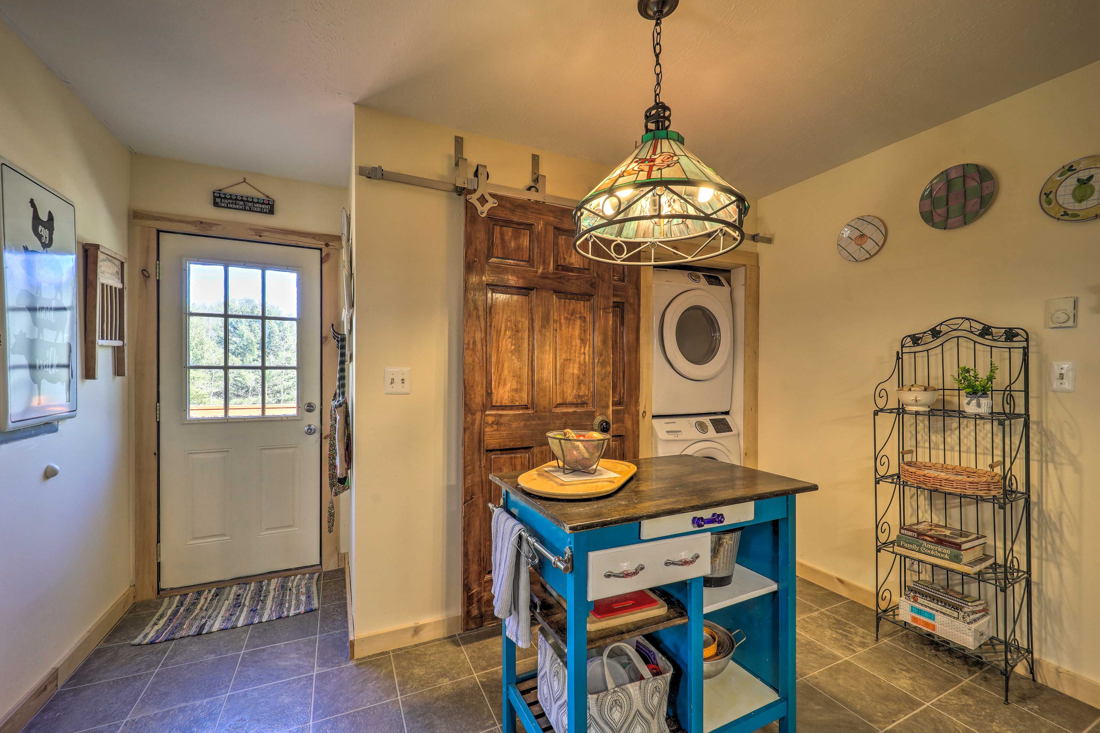 Kitchen | Washer/Dryer