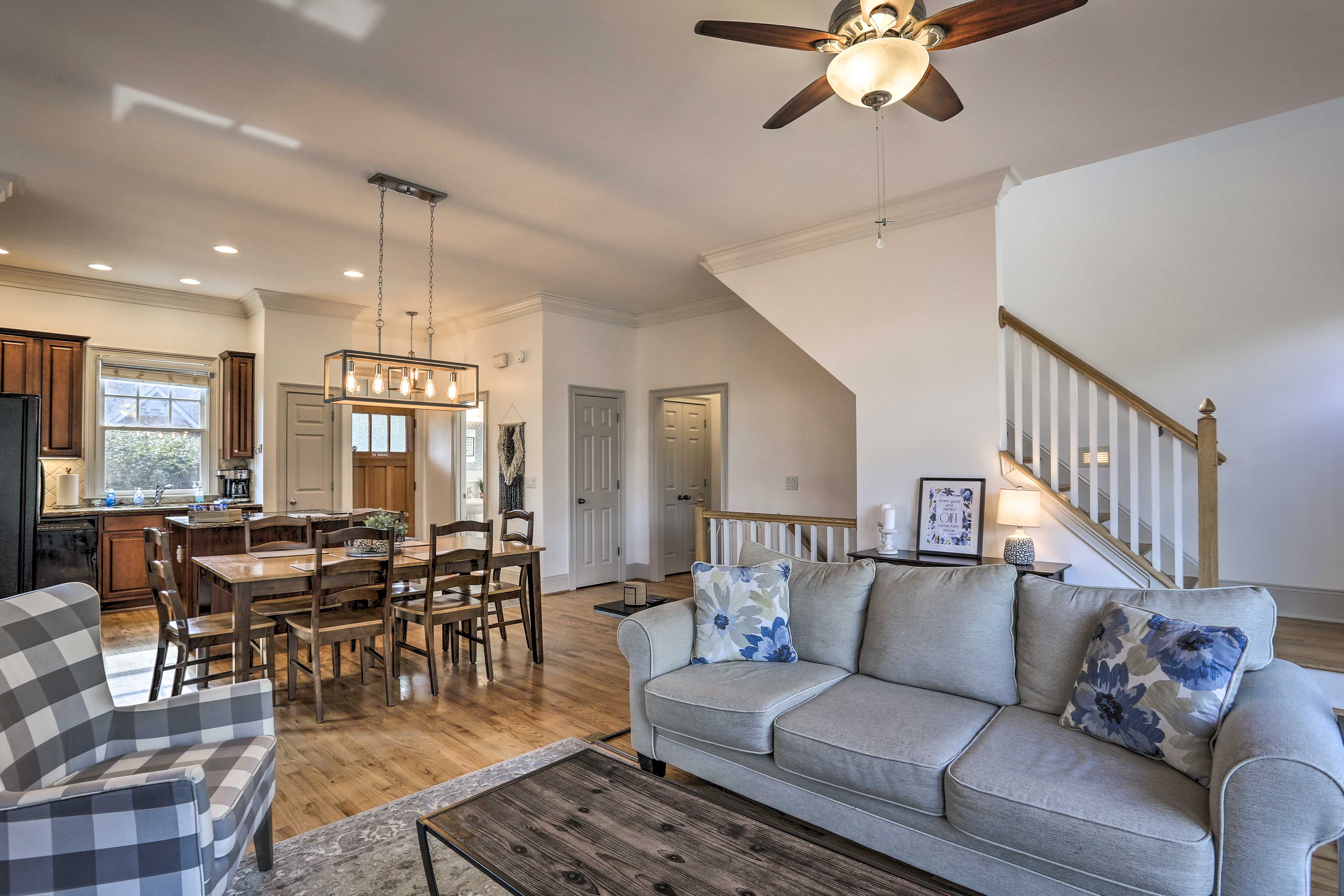 Living Room | Air Conditioning