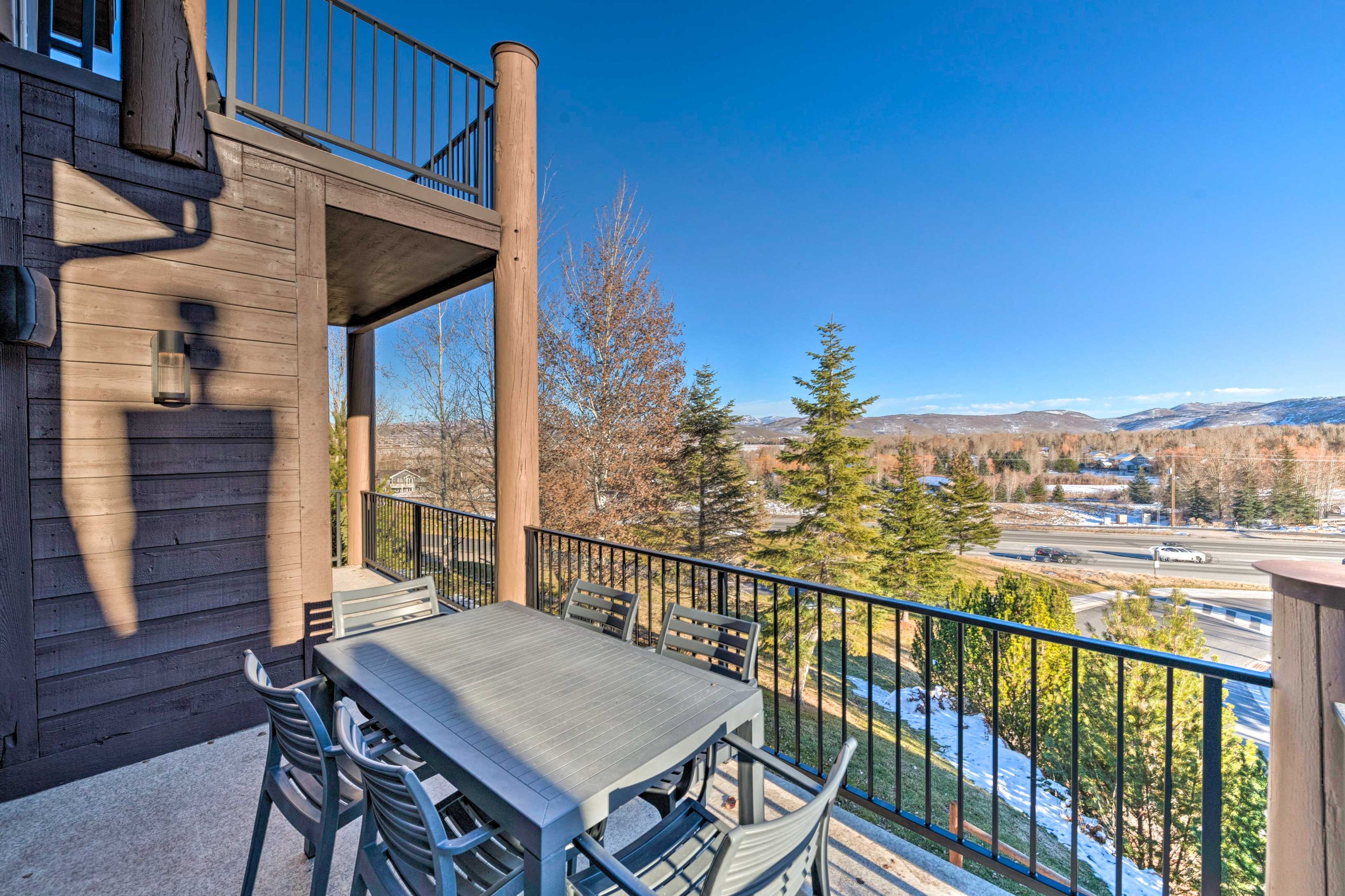 Private Deck