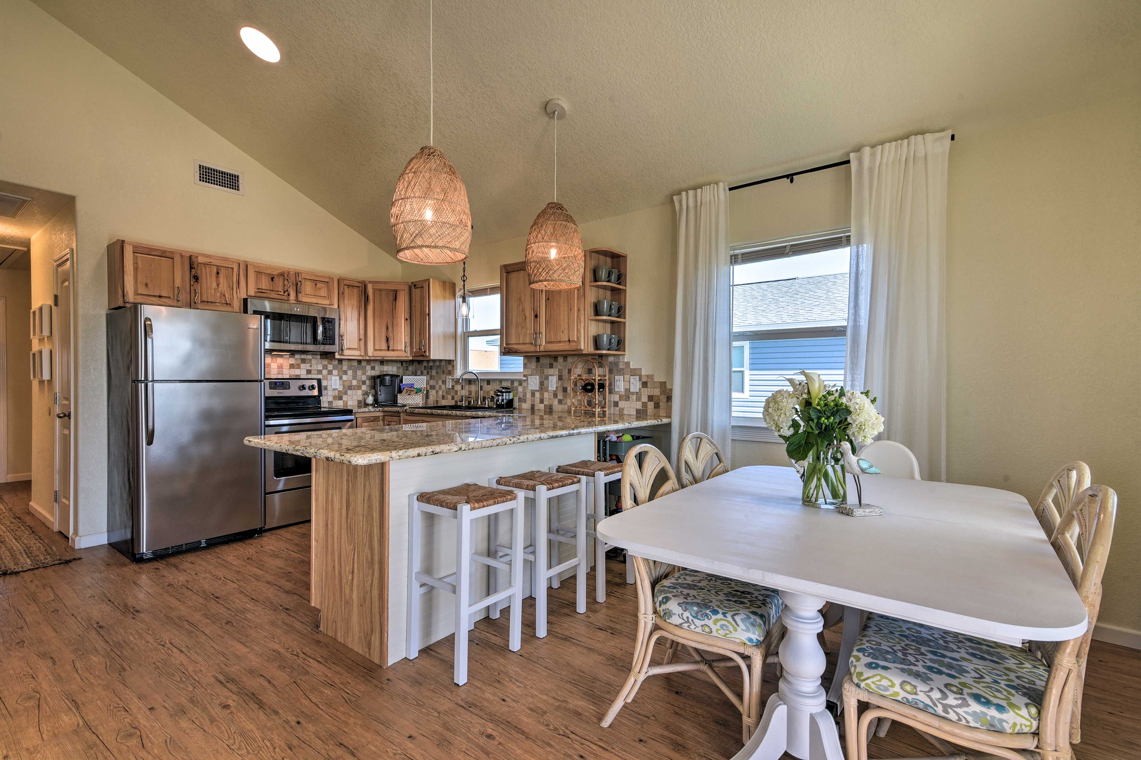 Kitchen | Fully Equipped | Complimentary Coffee Provided