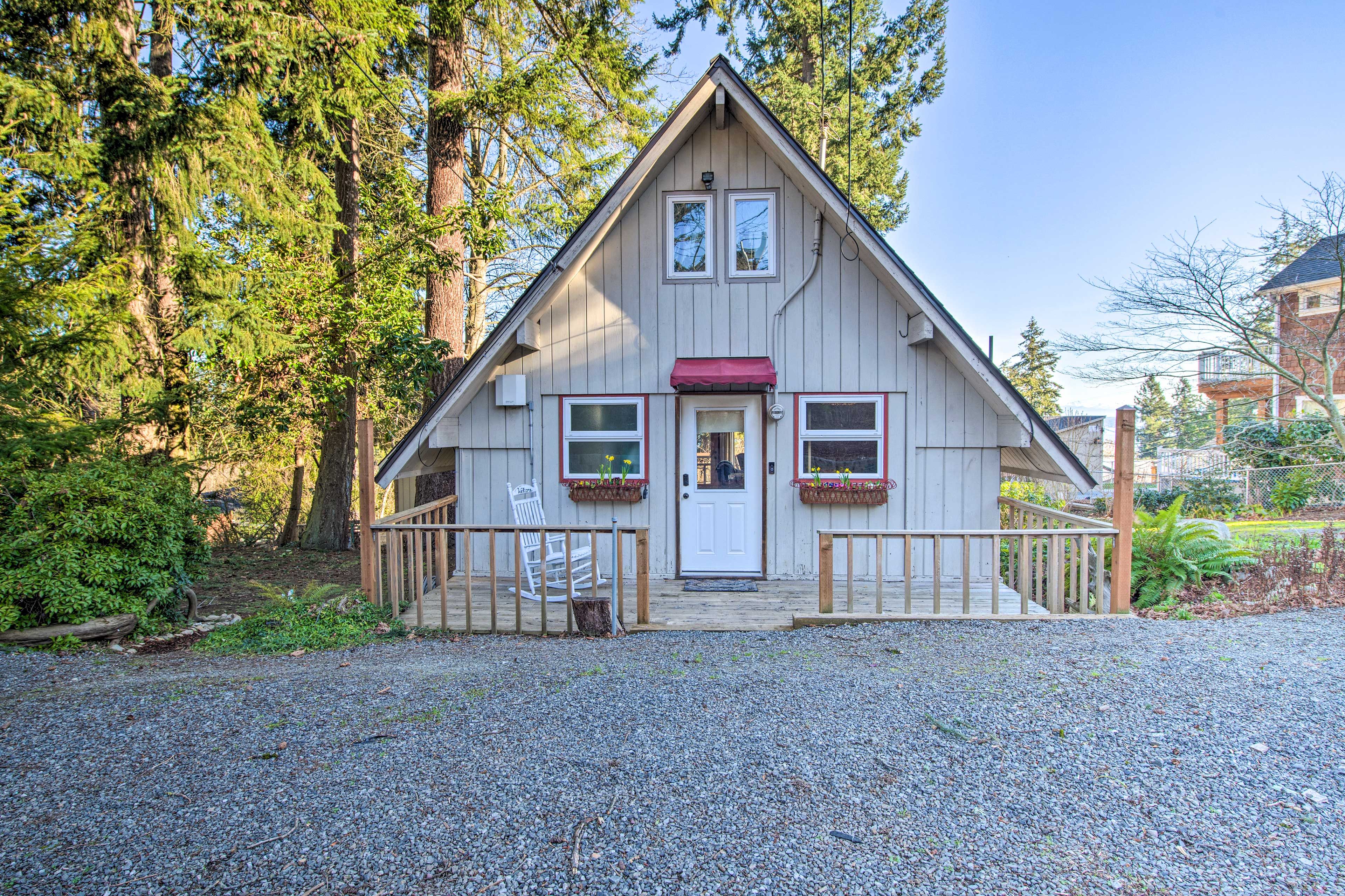 Cabin Exterior | Private Driveway (4 vehicles)