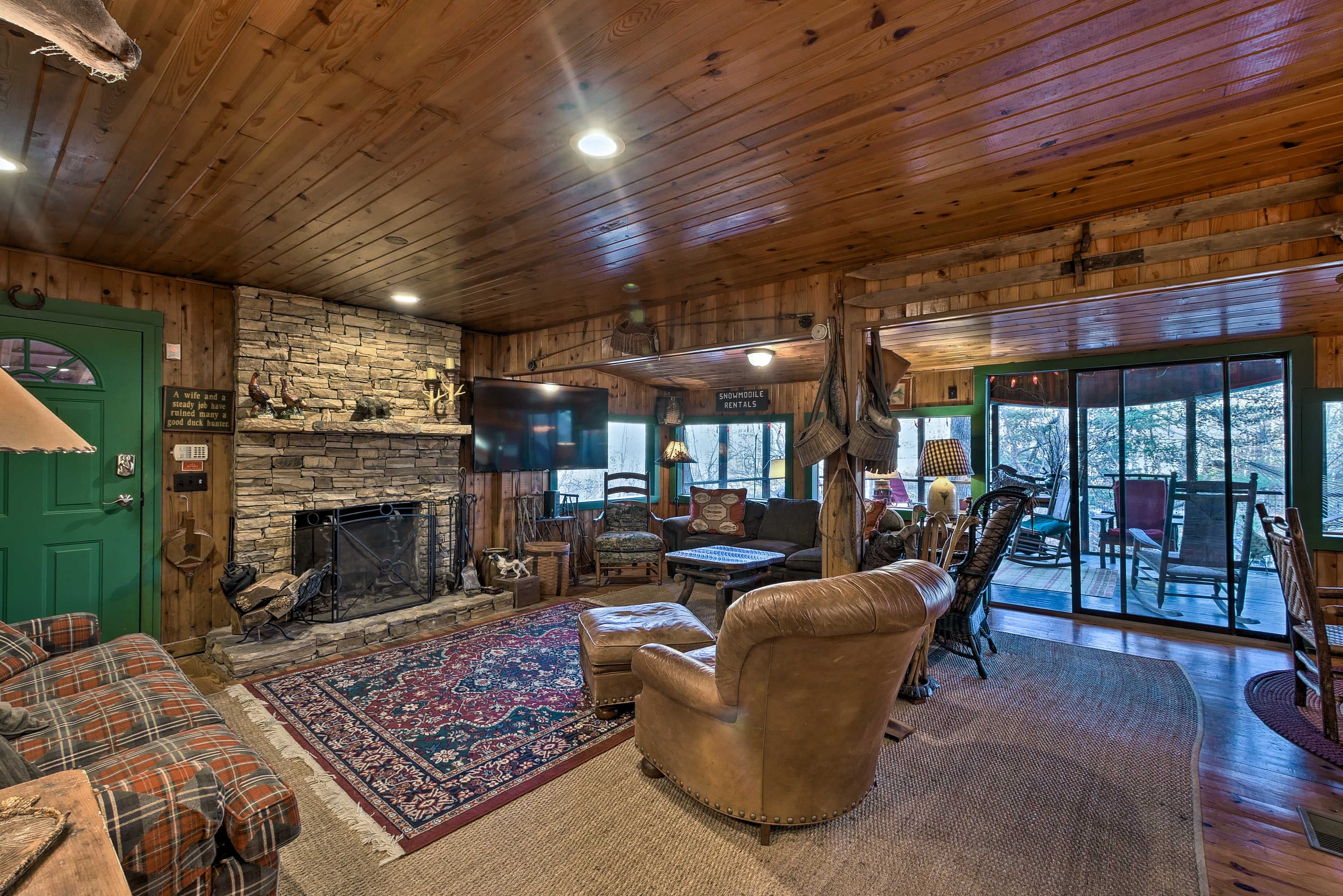 Living Room | Main Floor