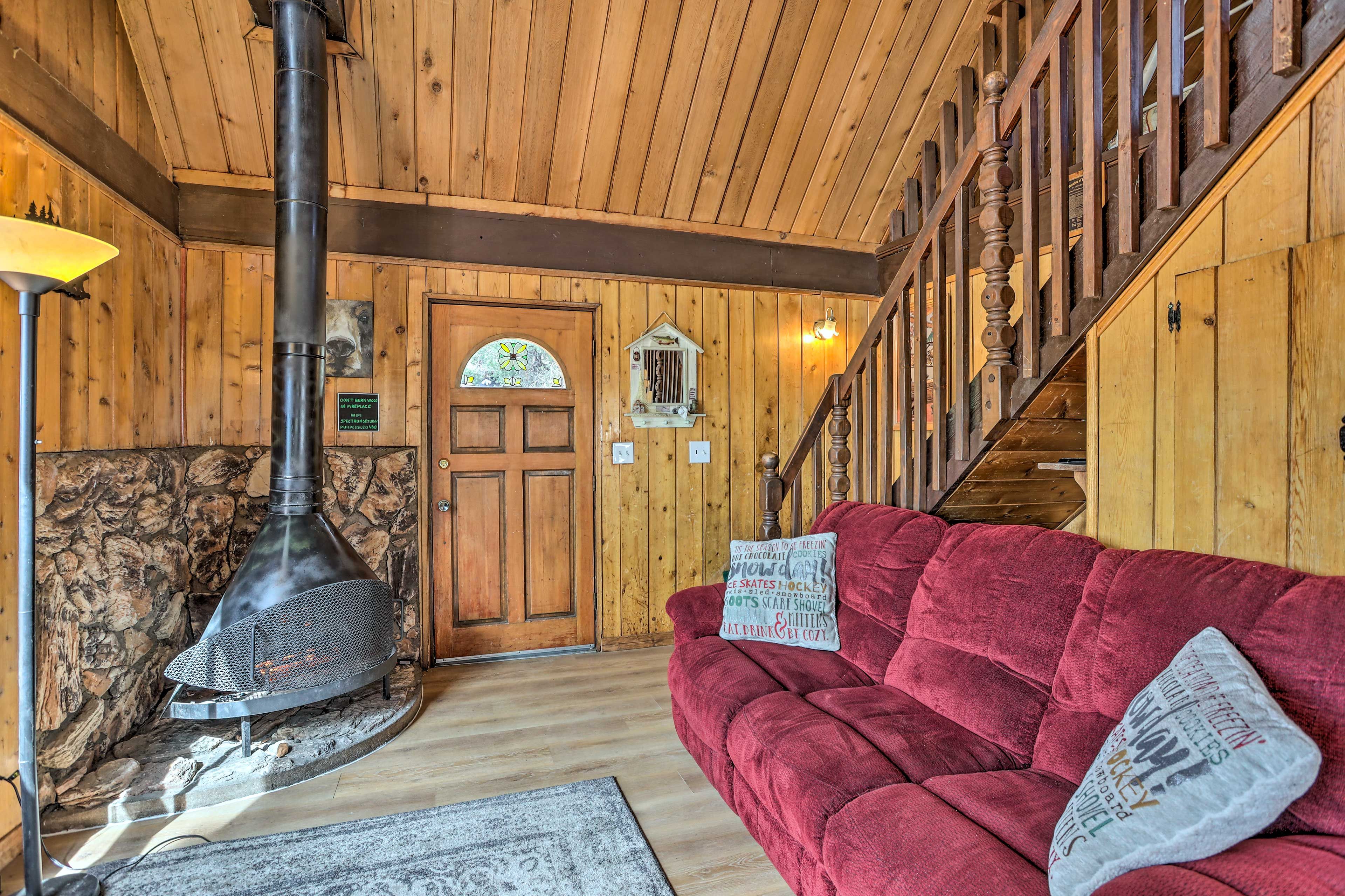 Living Room | Free WiFi