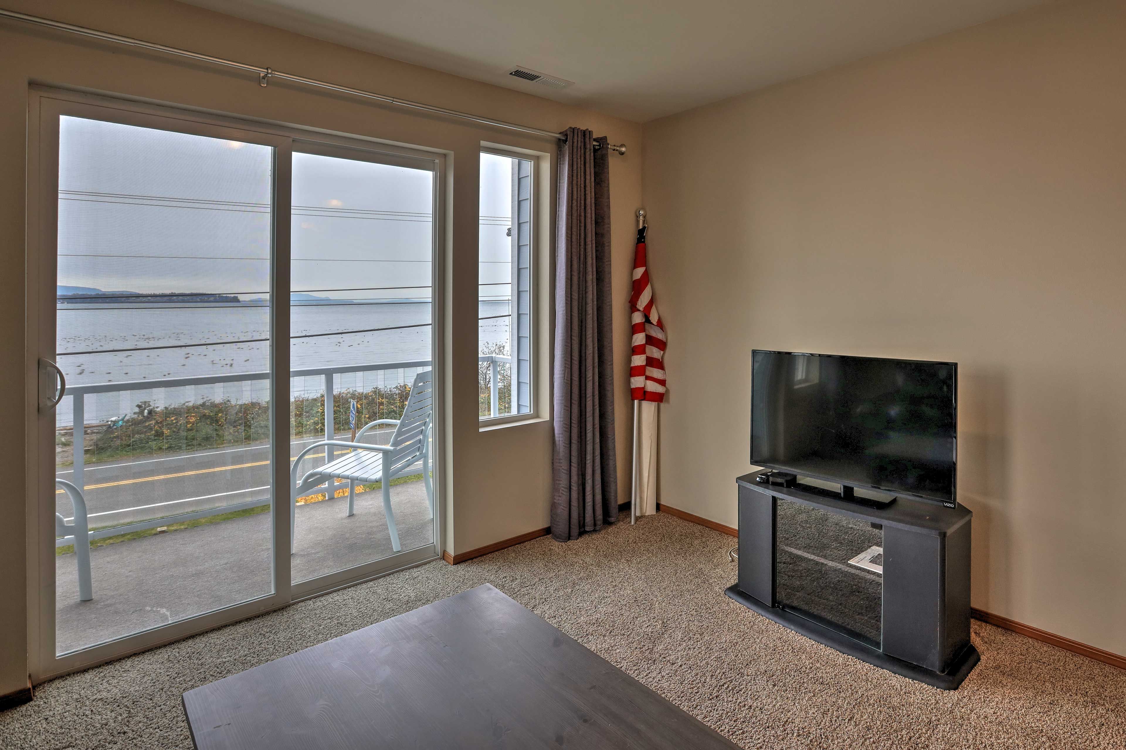 Upstairs Living Area