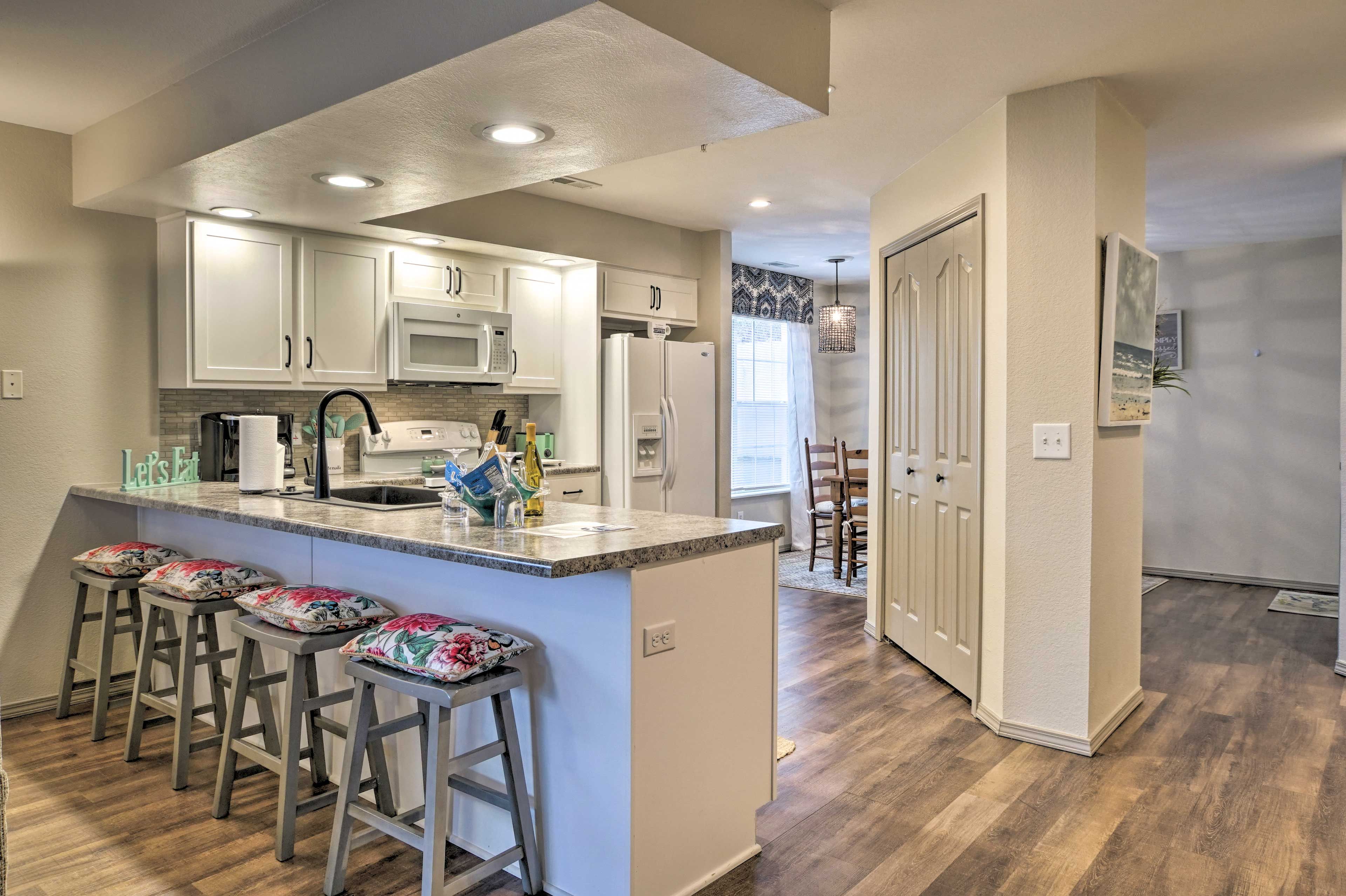 Kitchen | Fully Equipped | Cooking Basics & Spices
