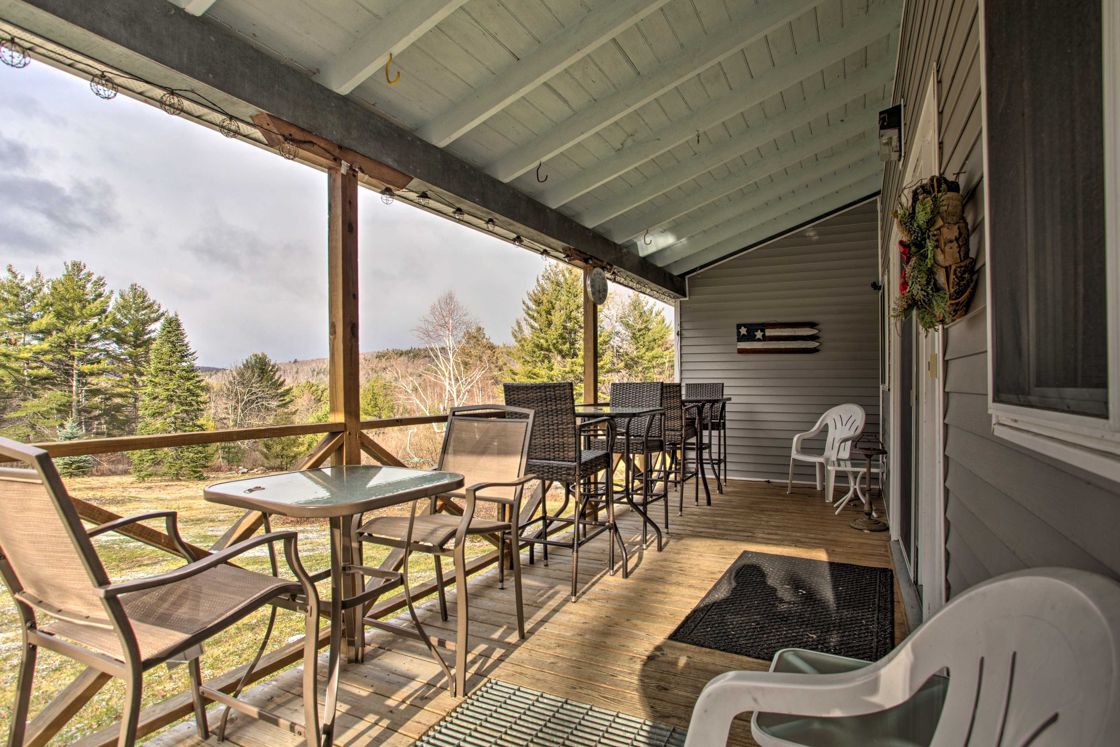 Home Exterior | Mountain Views | 4.5 Acres