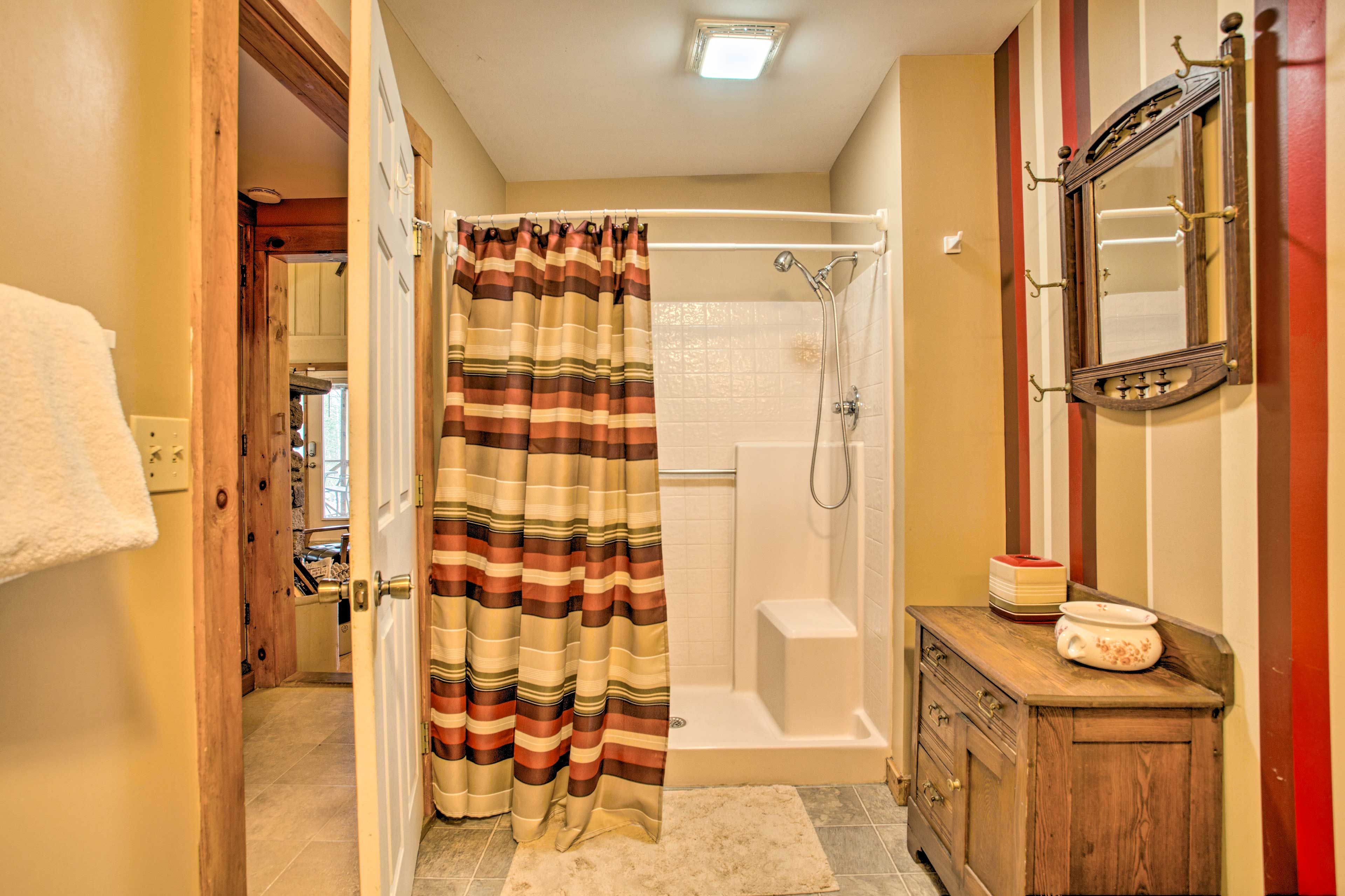 Full Bathroom | Walk-In Shower