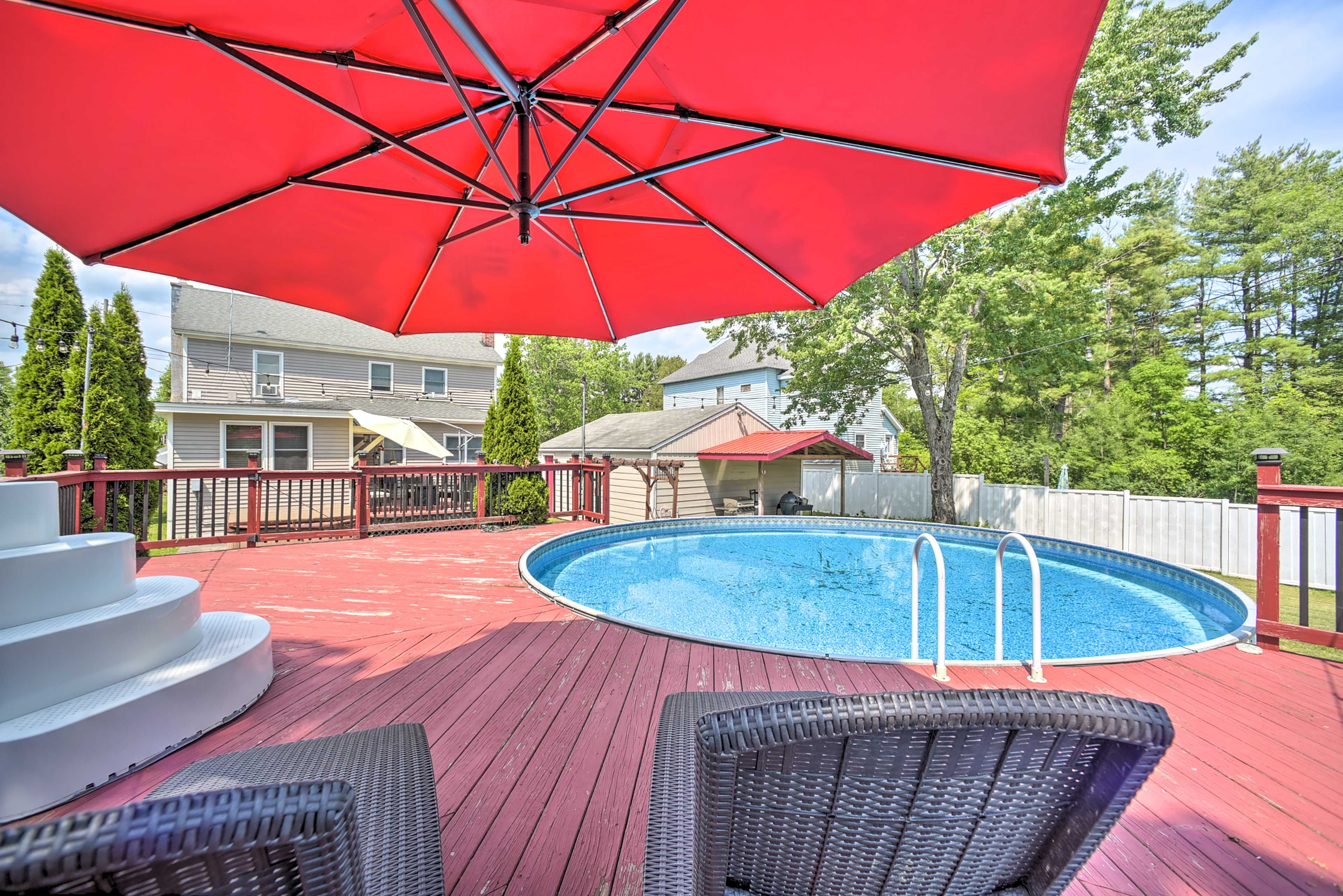 Deck | Seasonal Pool (Currently Closed)