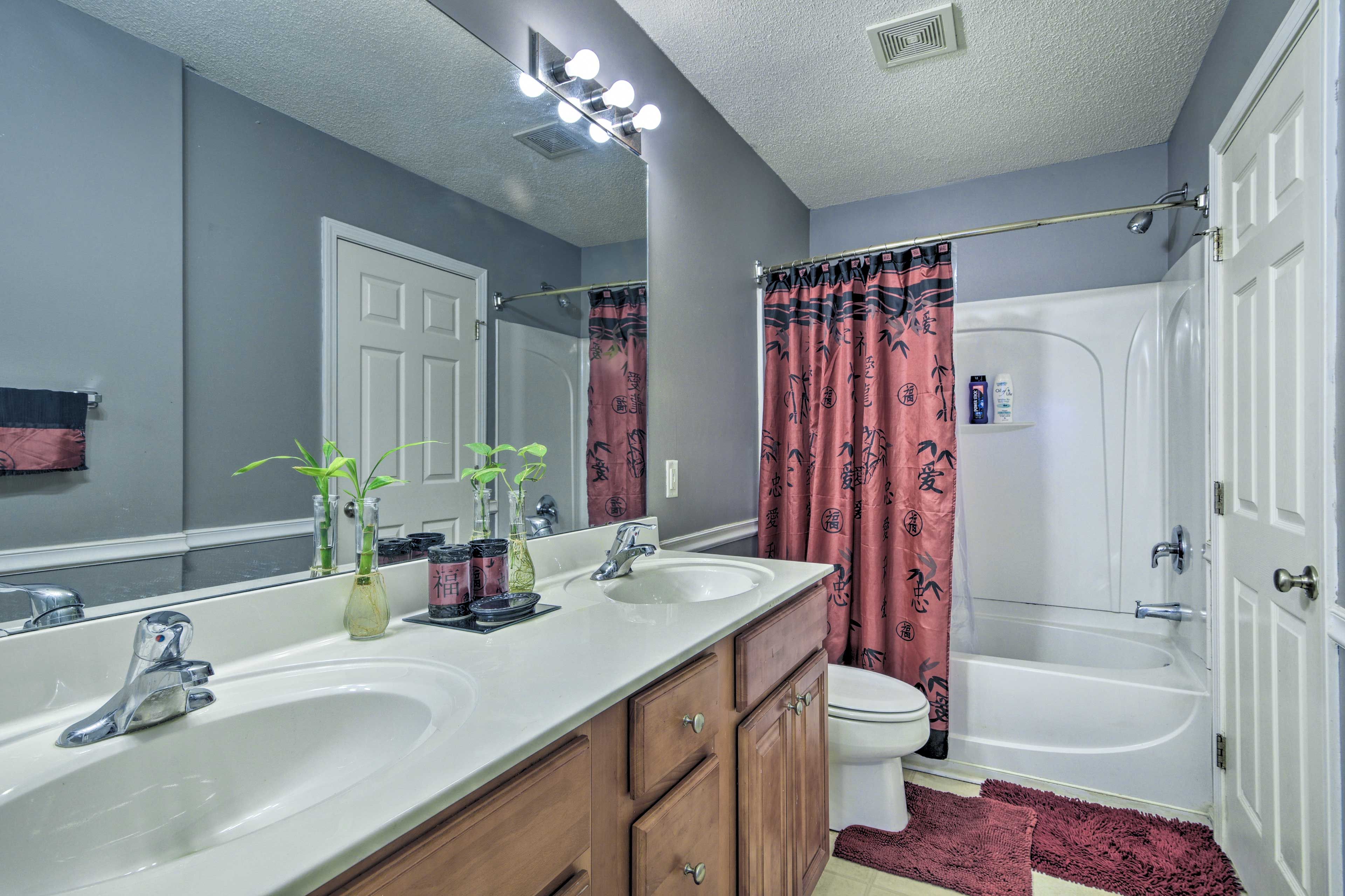 En-Suite Bathroom