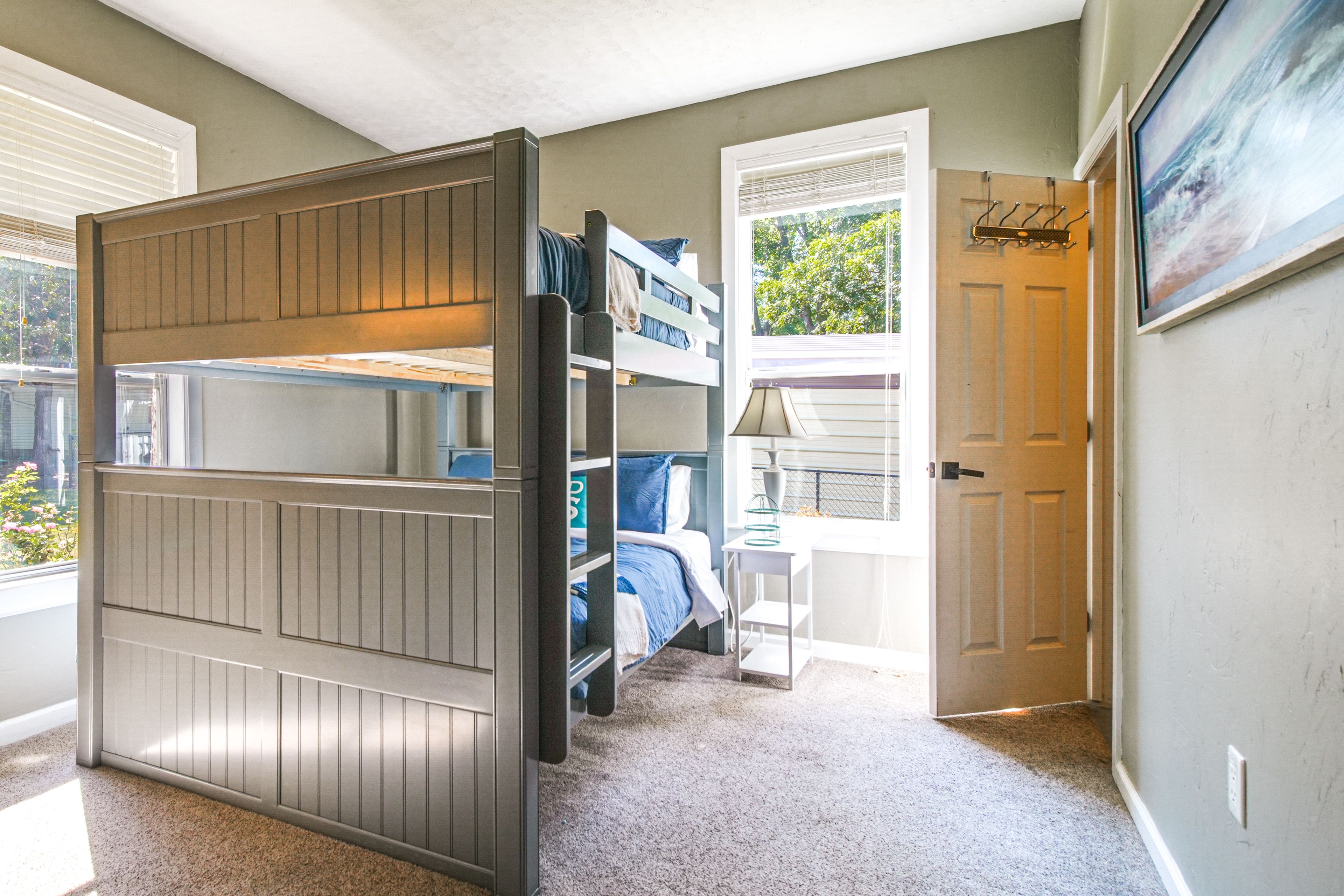 Bedroom 2 | Queen Bunk Bed