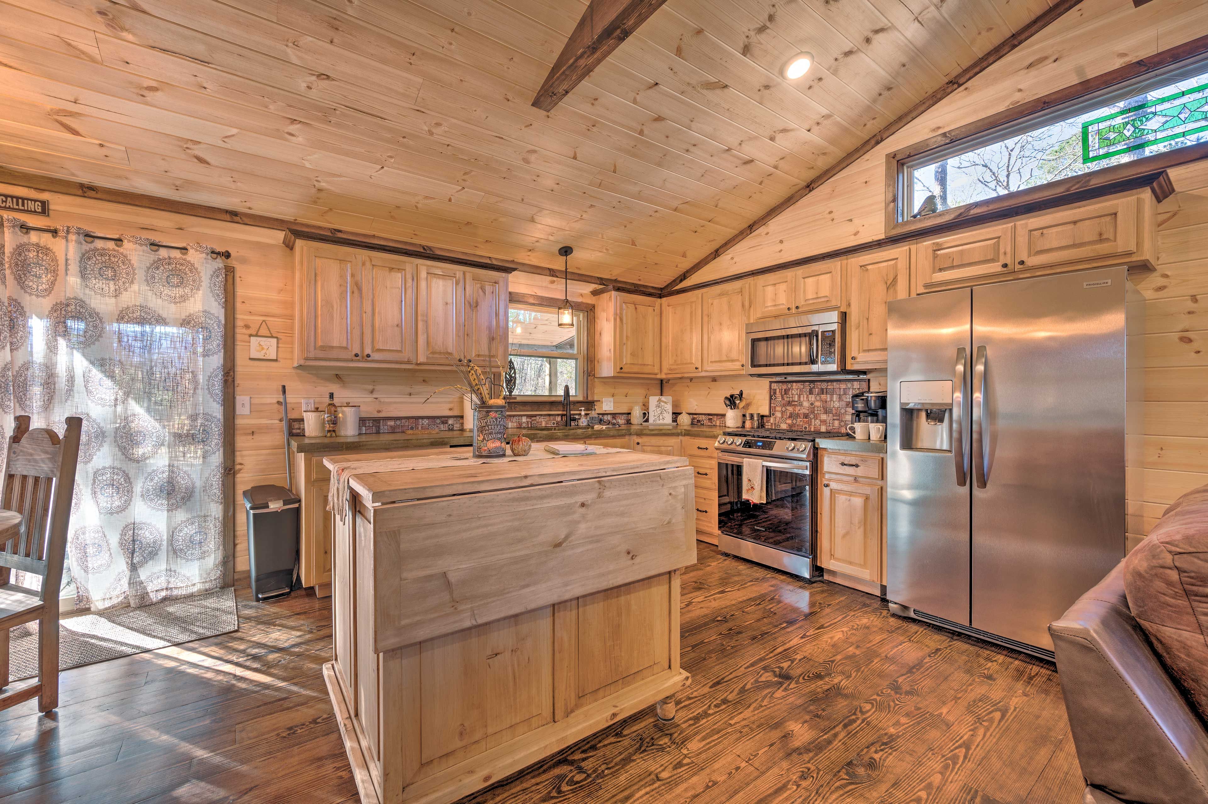 Fully Equipped Kitchen | Cooking Basics & Spices