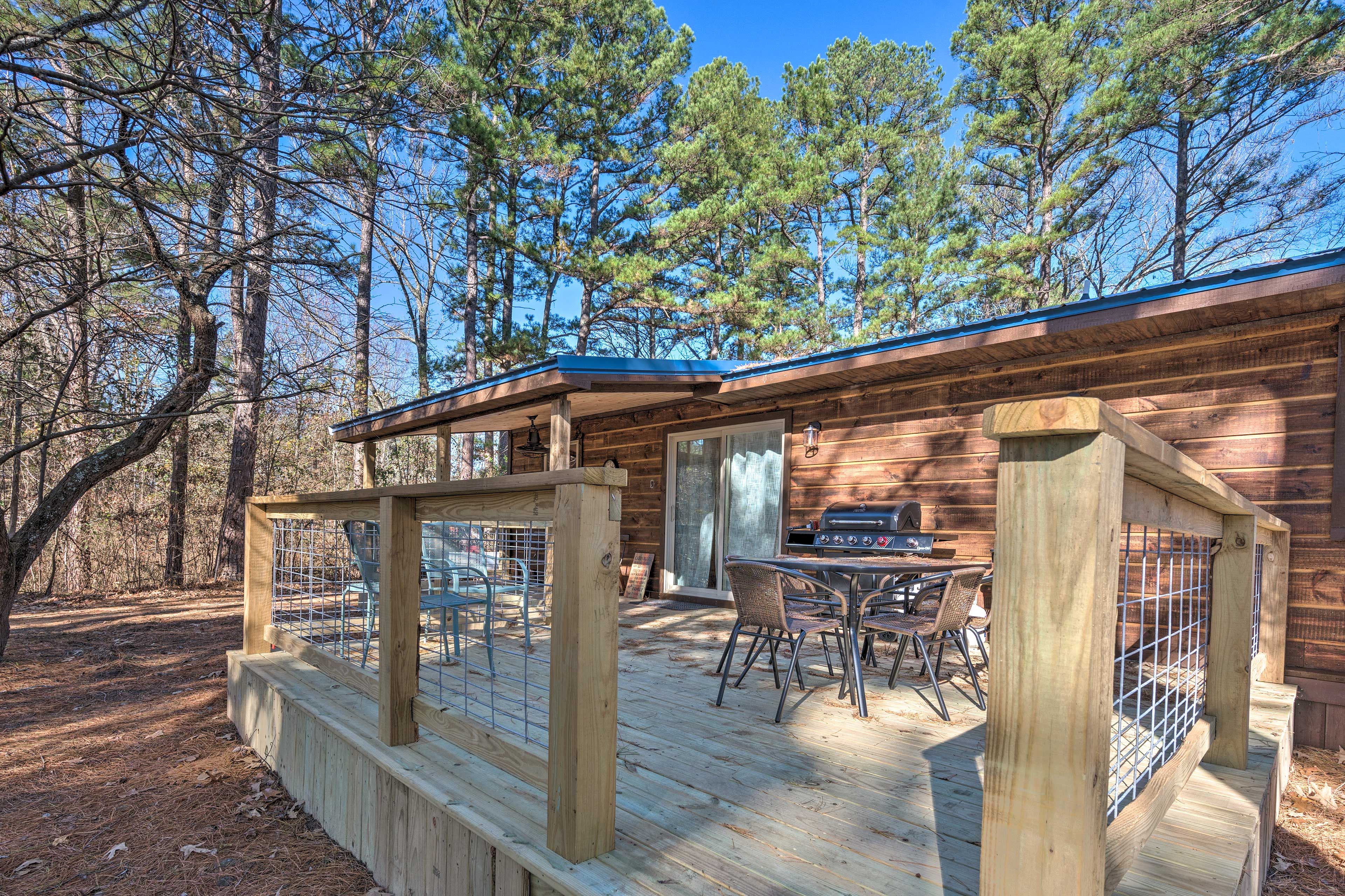 Back Deck | Dining Table