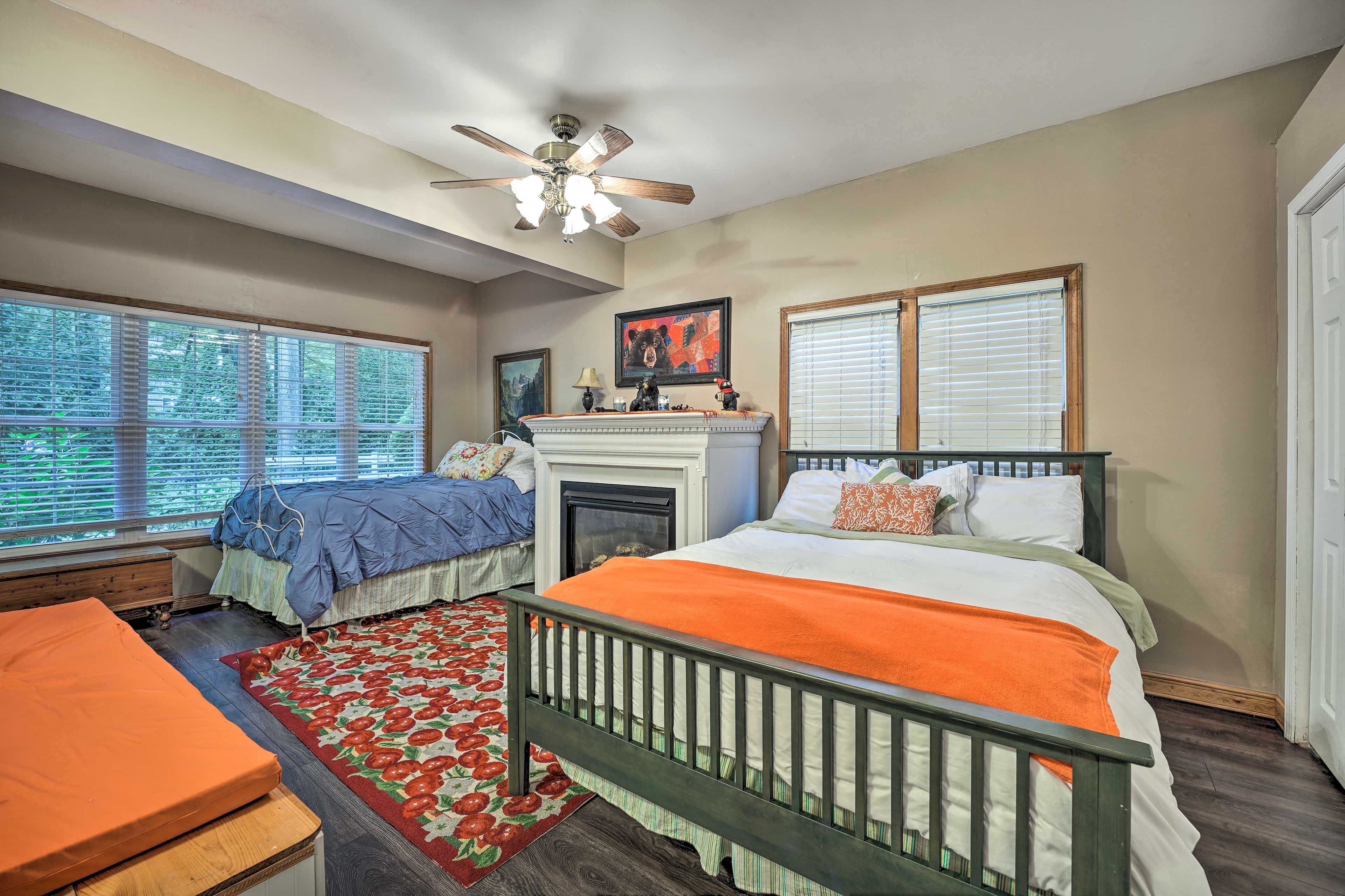 Bedroom 1 | Main Level | King Bed | Queen Bed | Full Bed