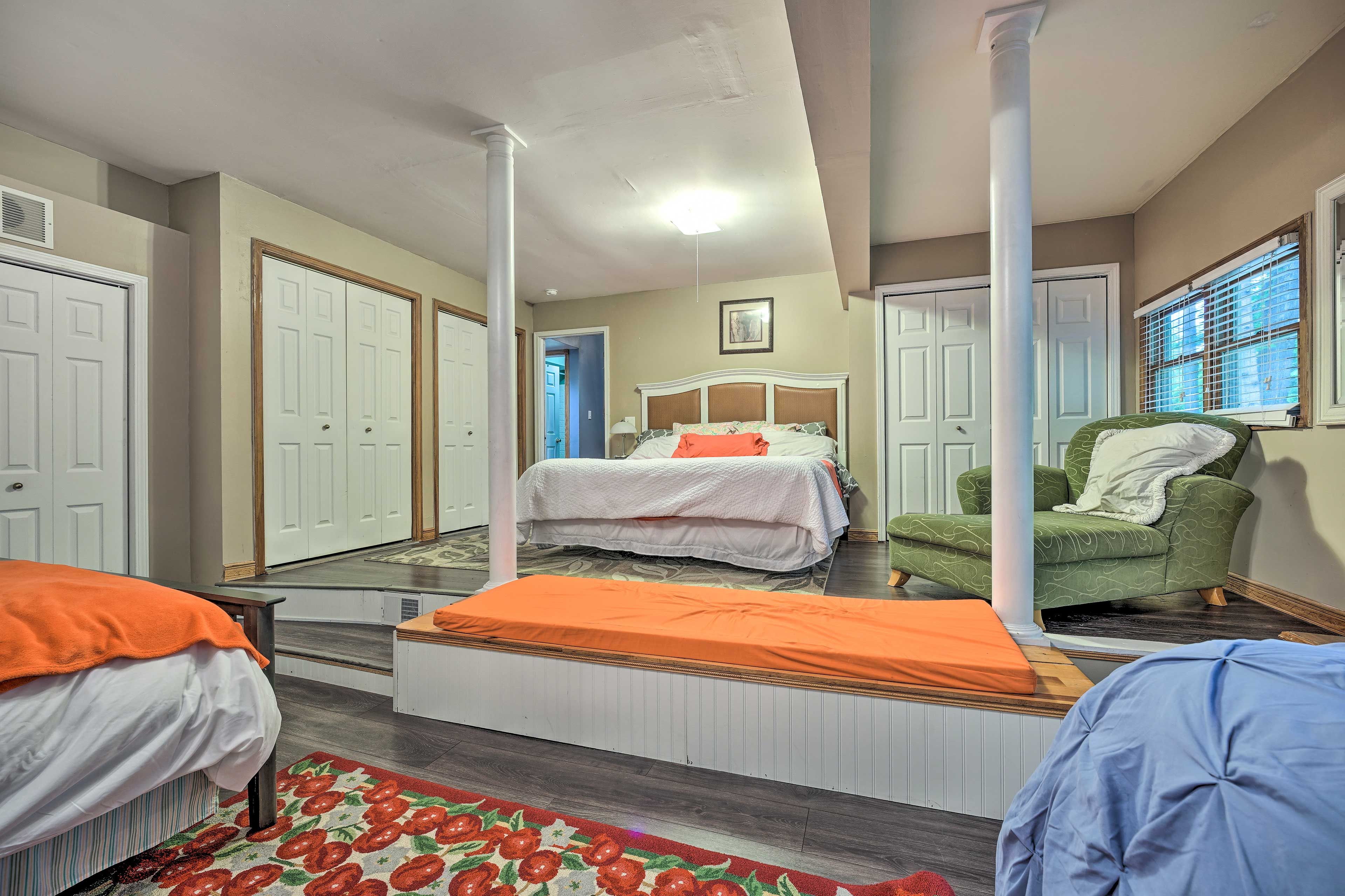 Bedroom 1 | Linens Provided