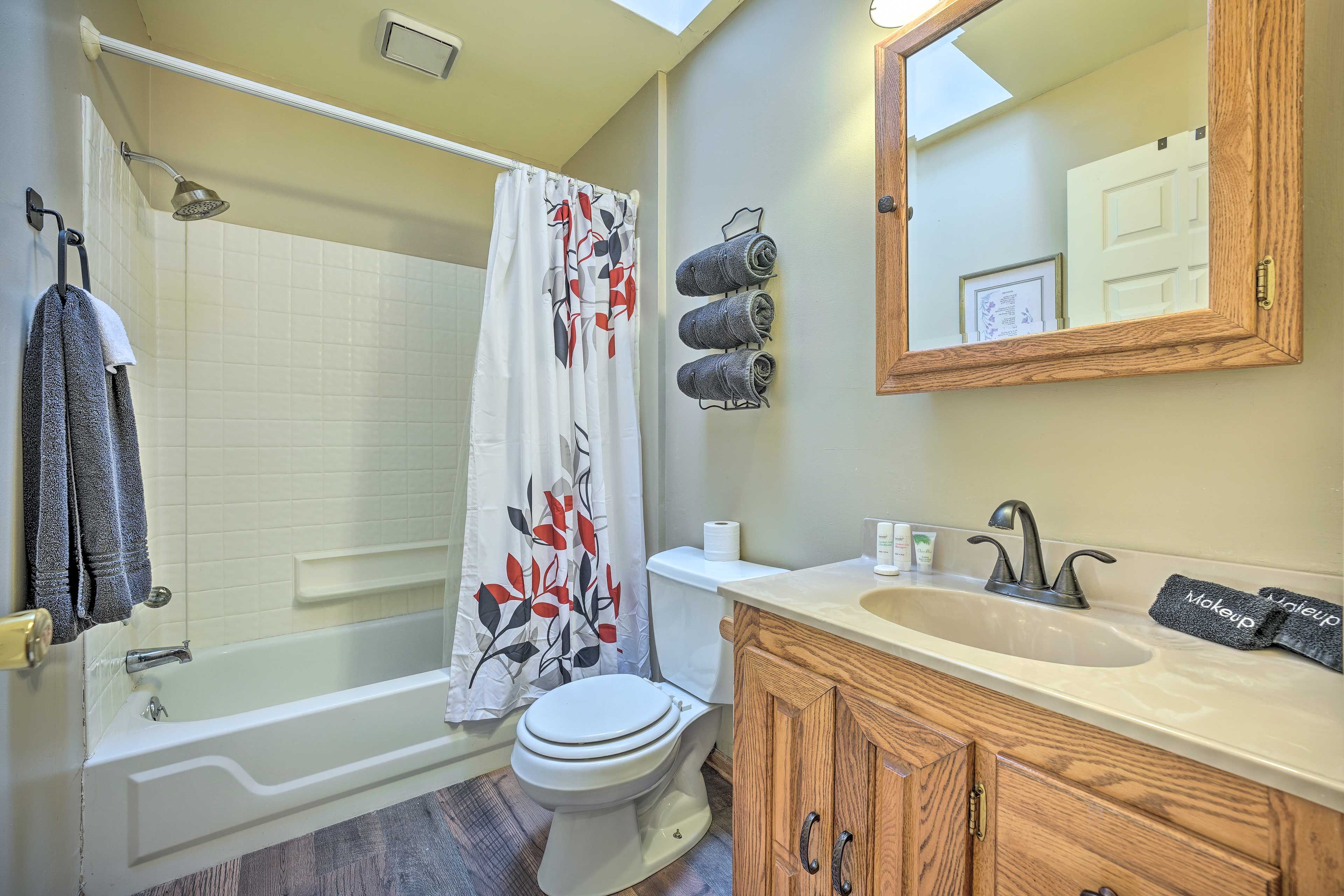 Full Bathroom