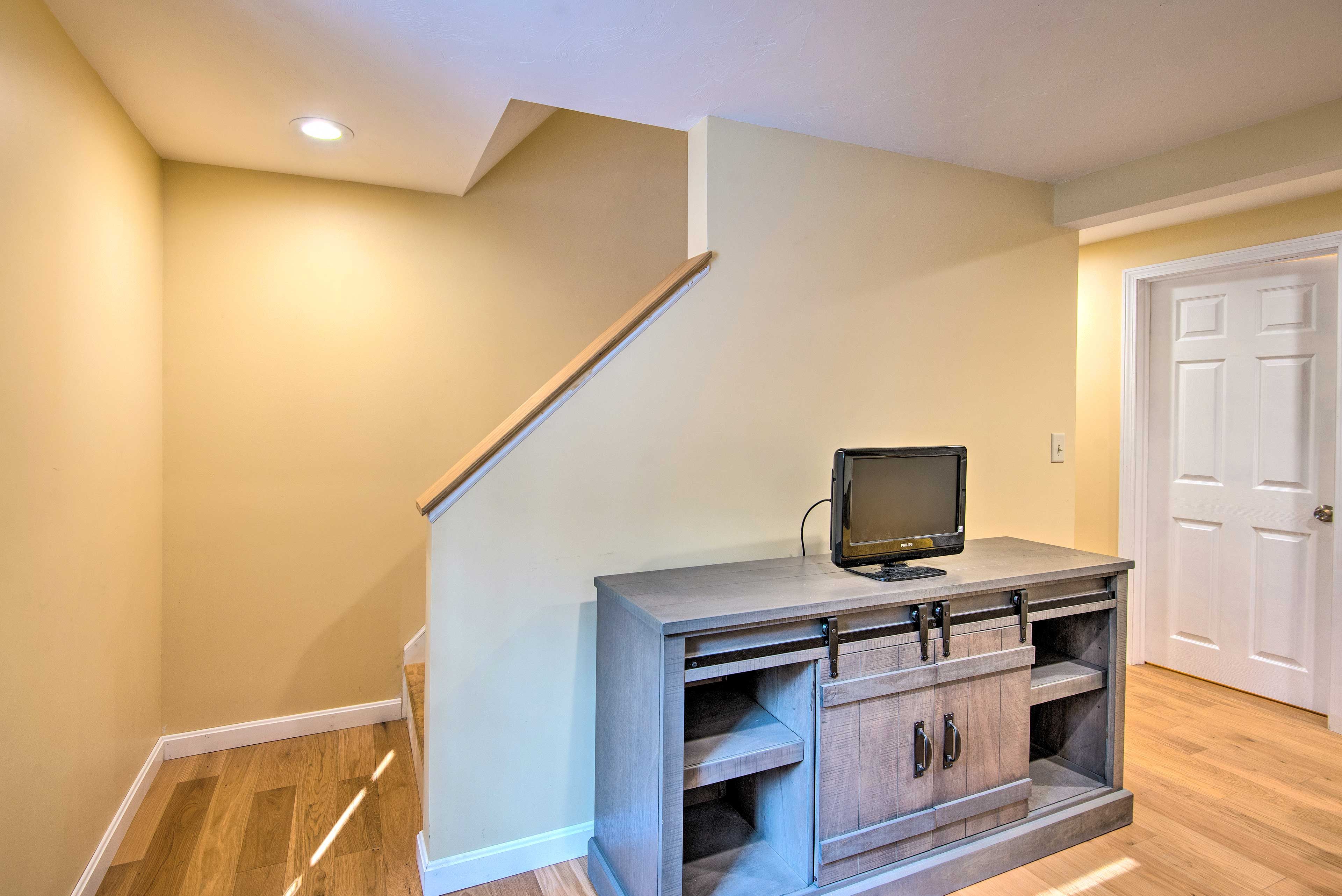 Basement | 1st Floor | Cable TV