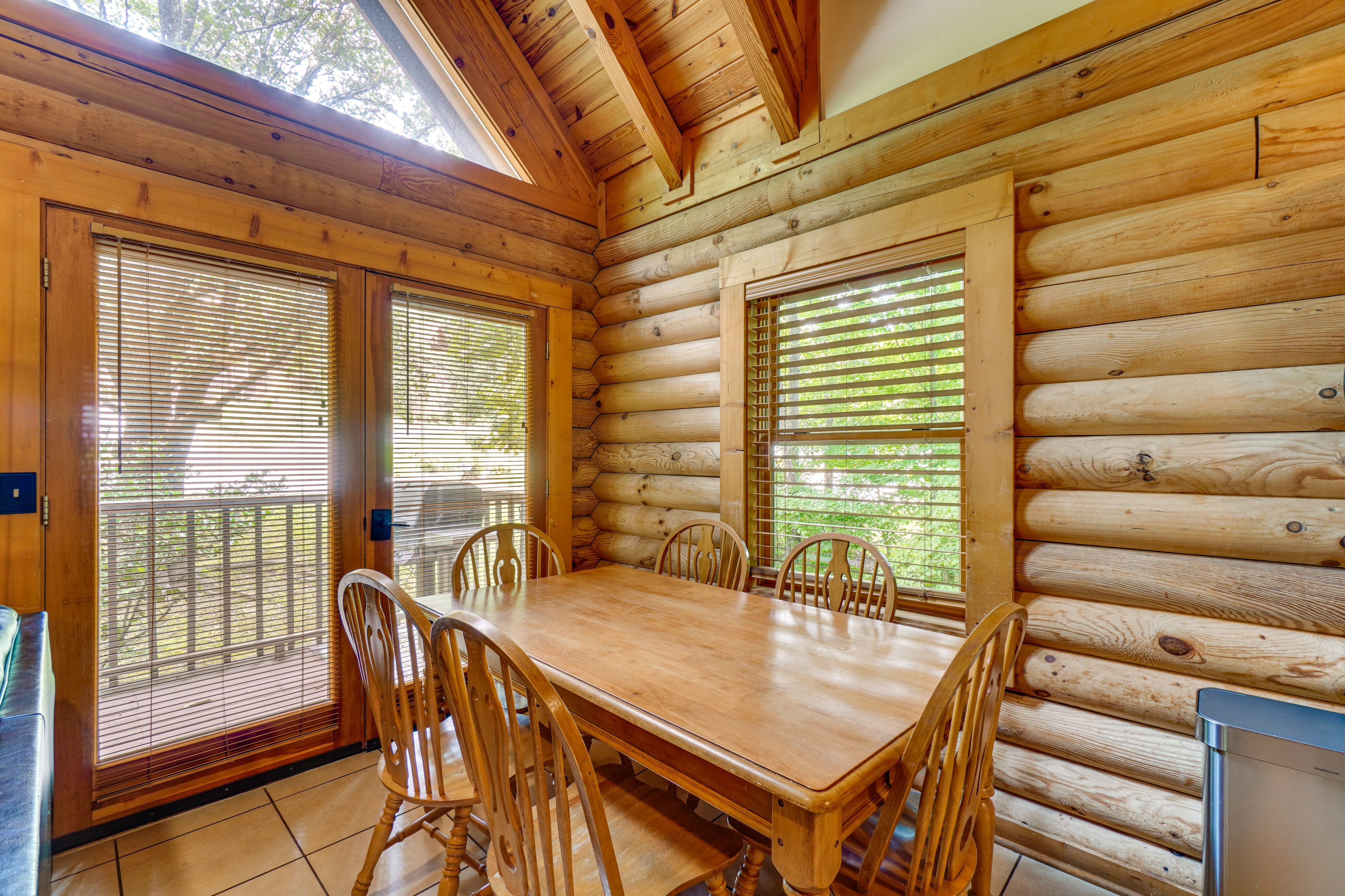 Dining Area | Main Floor