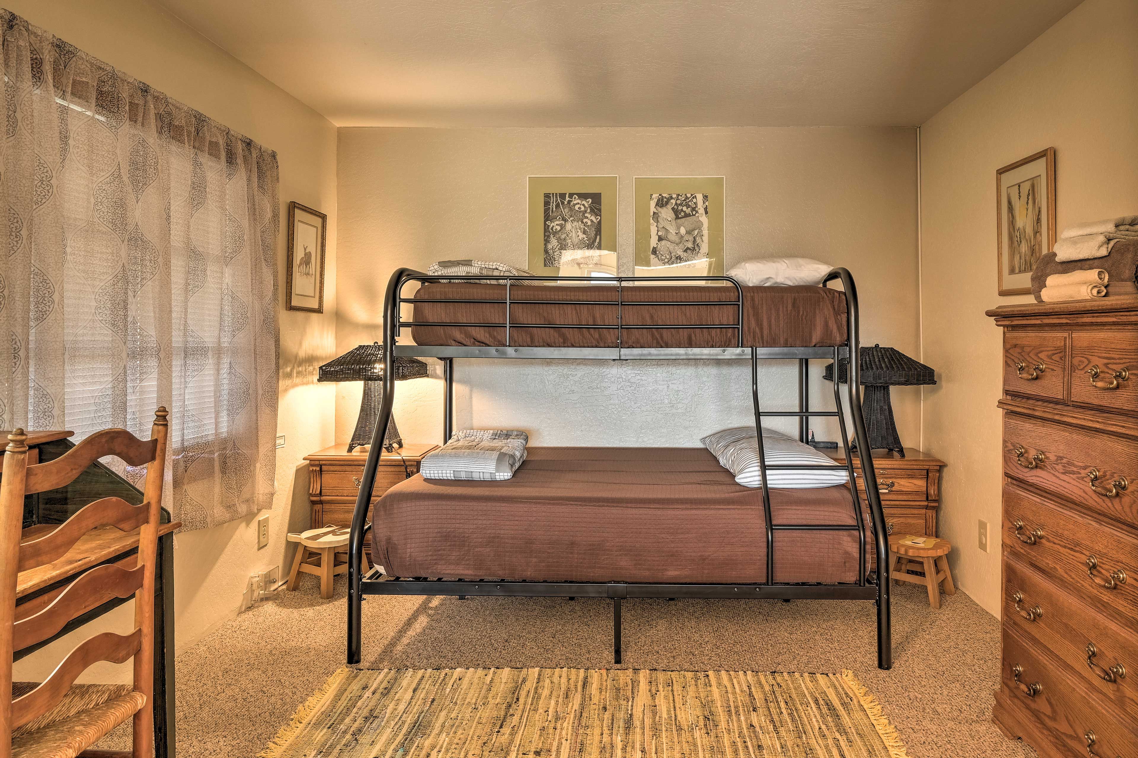 Bedroom 3 | Main Floor | Twin/Full Bunk Bed