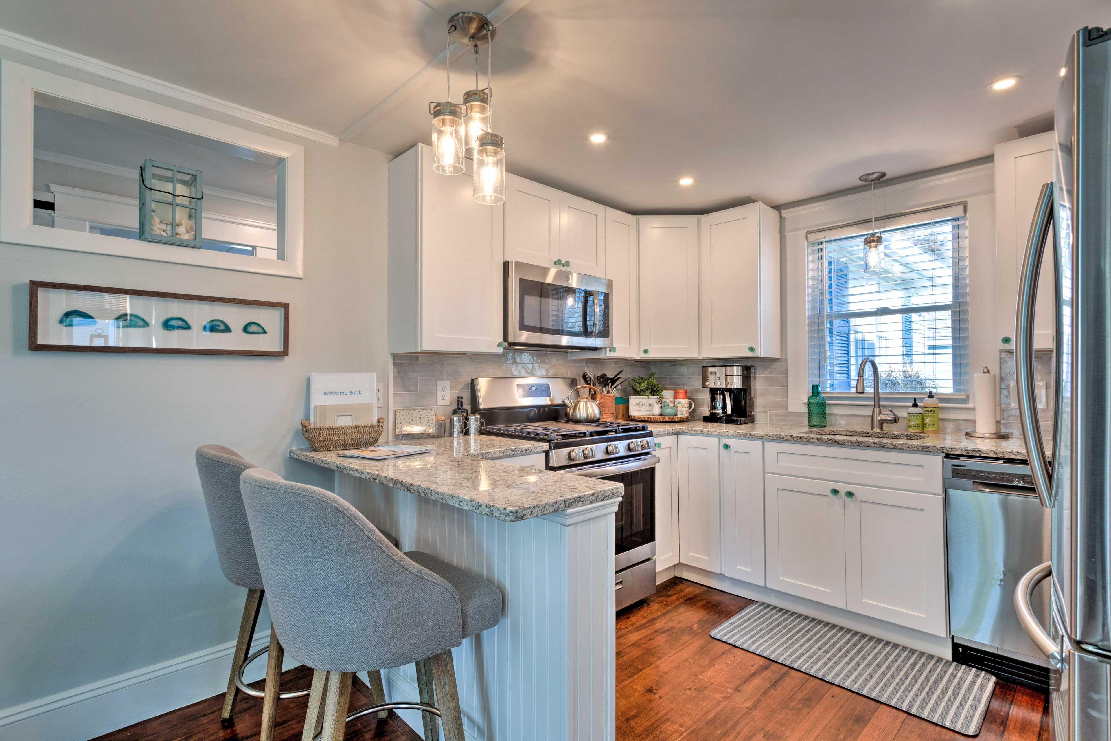 Fully Equipped Kitchen | Spices | Dishware/Flatware