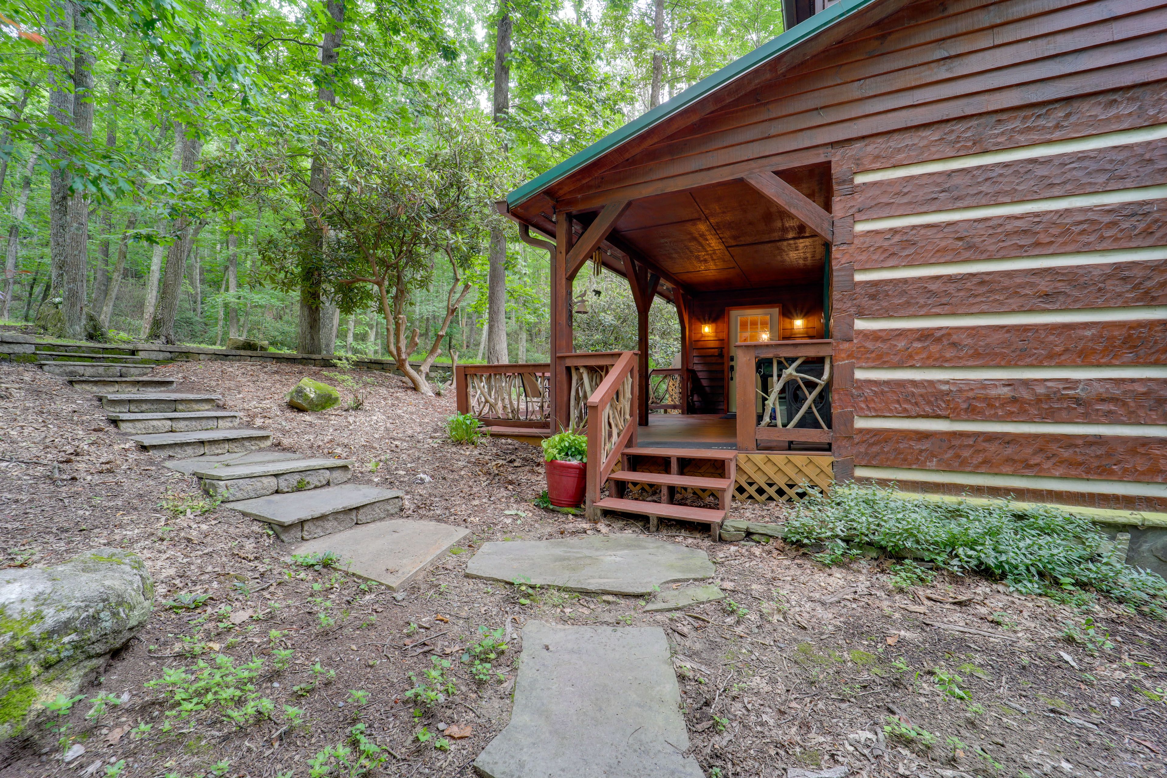 Cabin Exterior | Pets Welcome w/ Fee