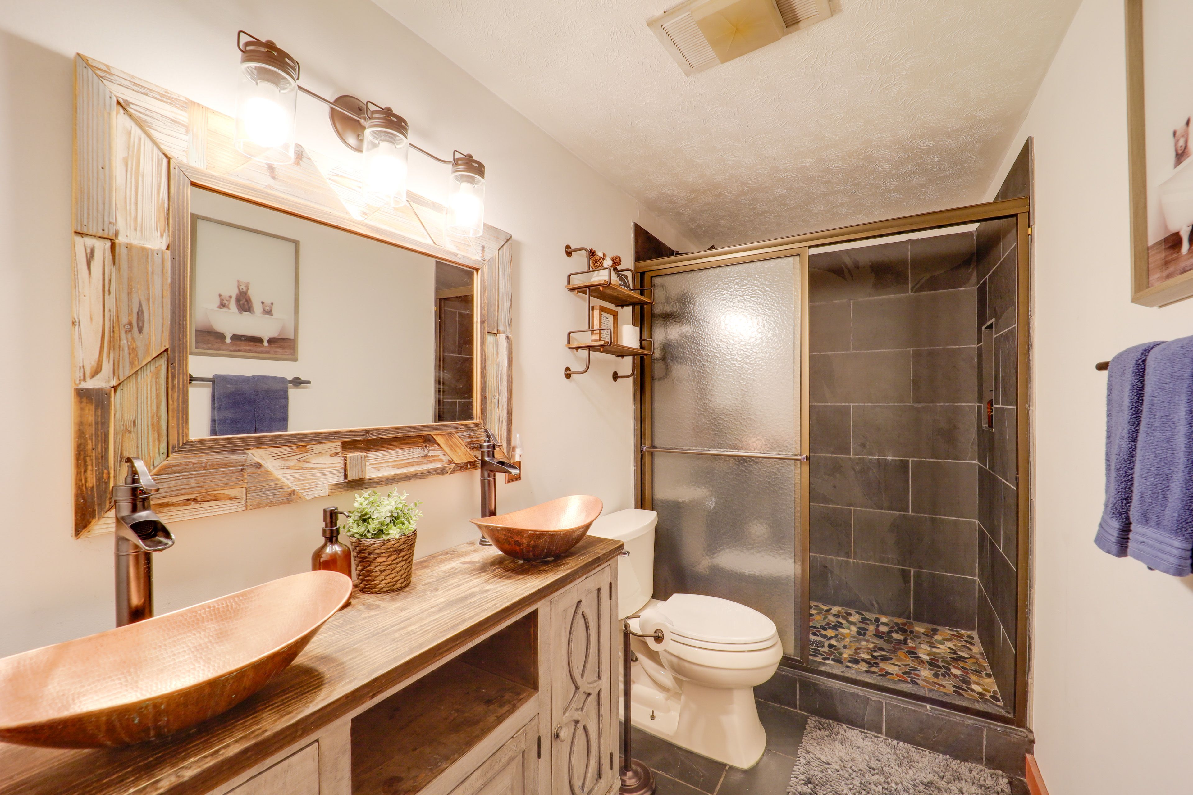 Full Bathroom