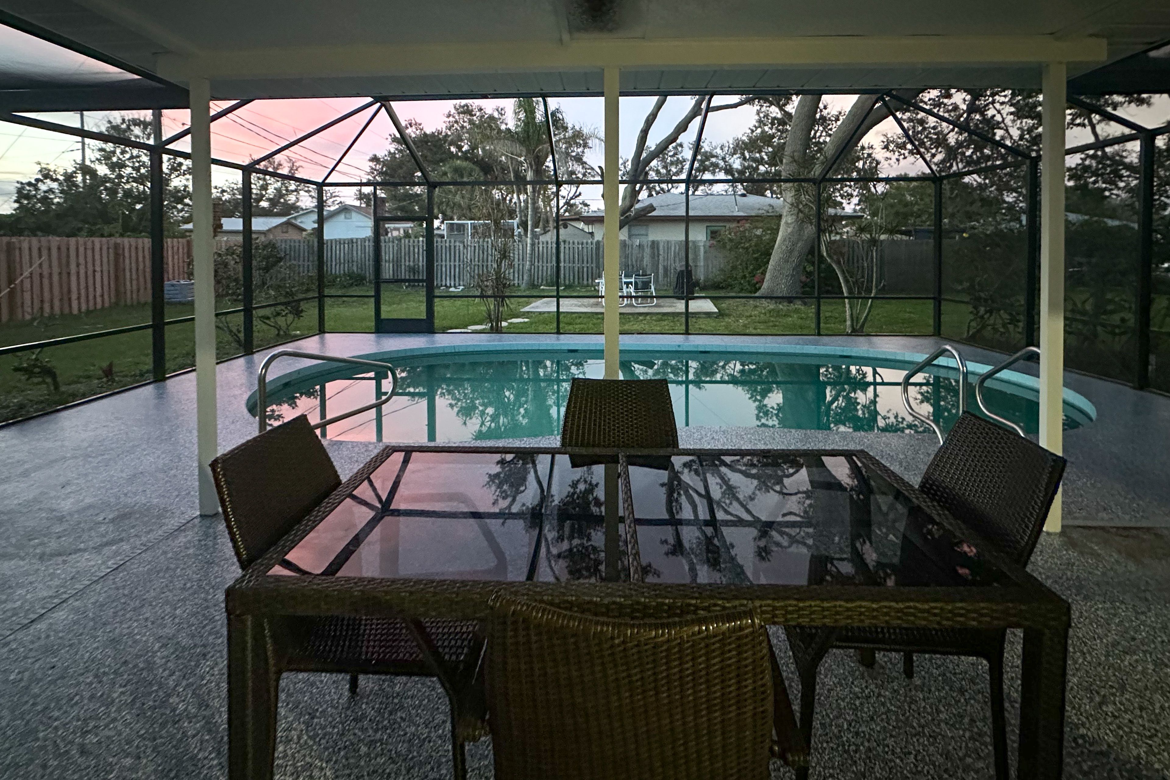 Patio | Outdoor Dining