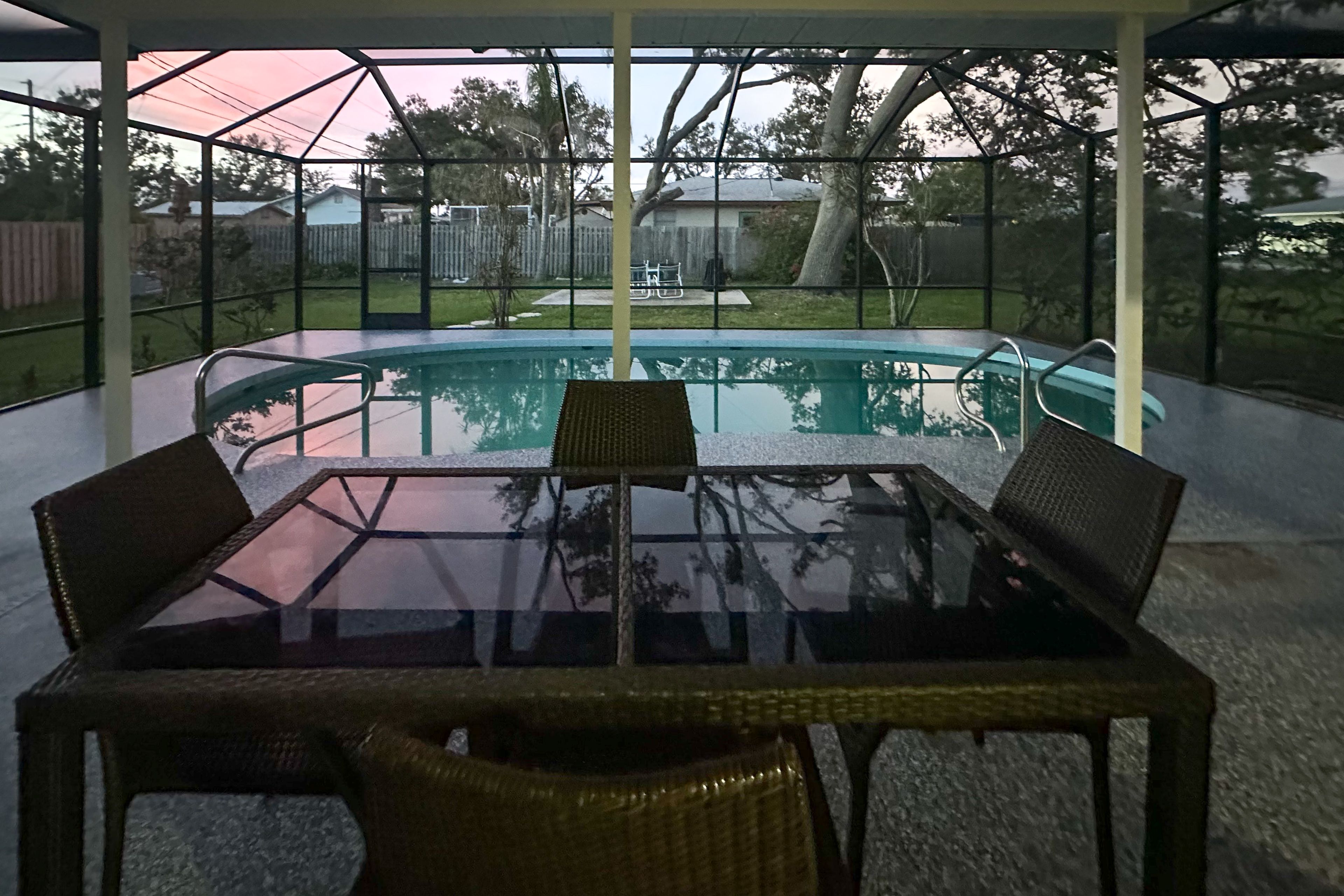 Patio | Outdoor Dining