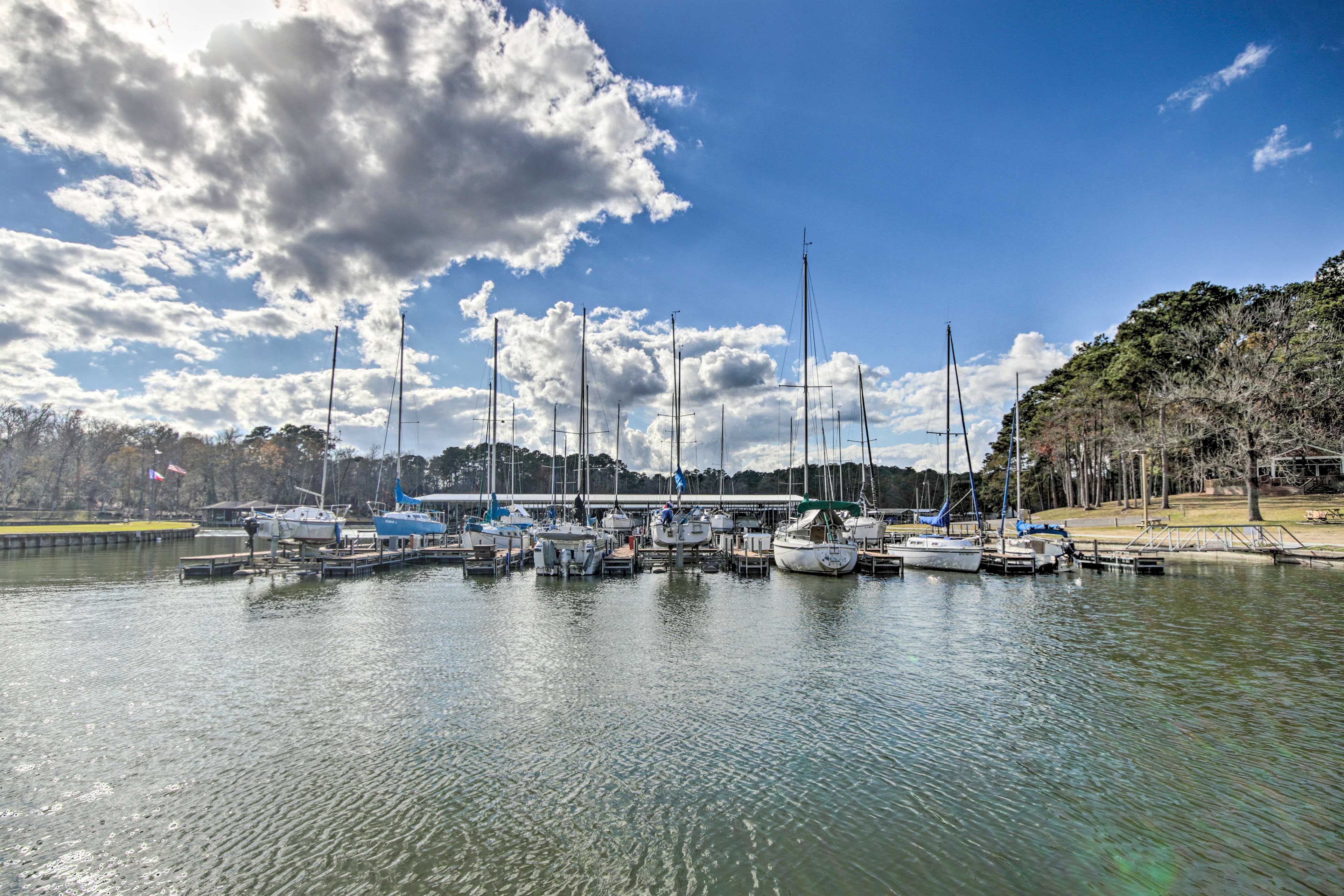 Lake Livingston | Cape Royal Marina (Walking Distance)