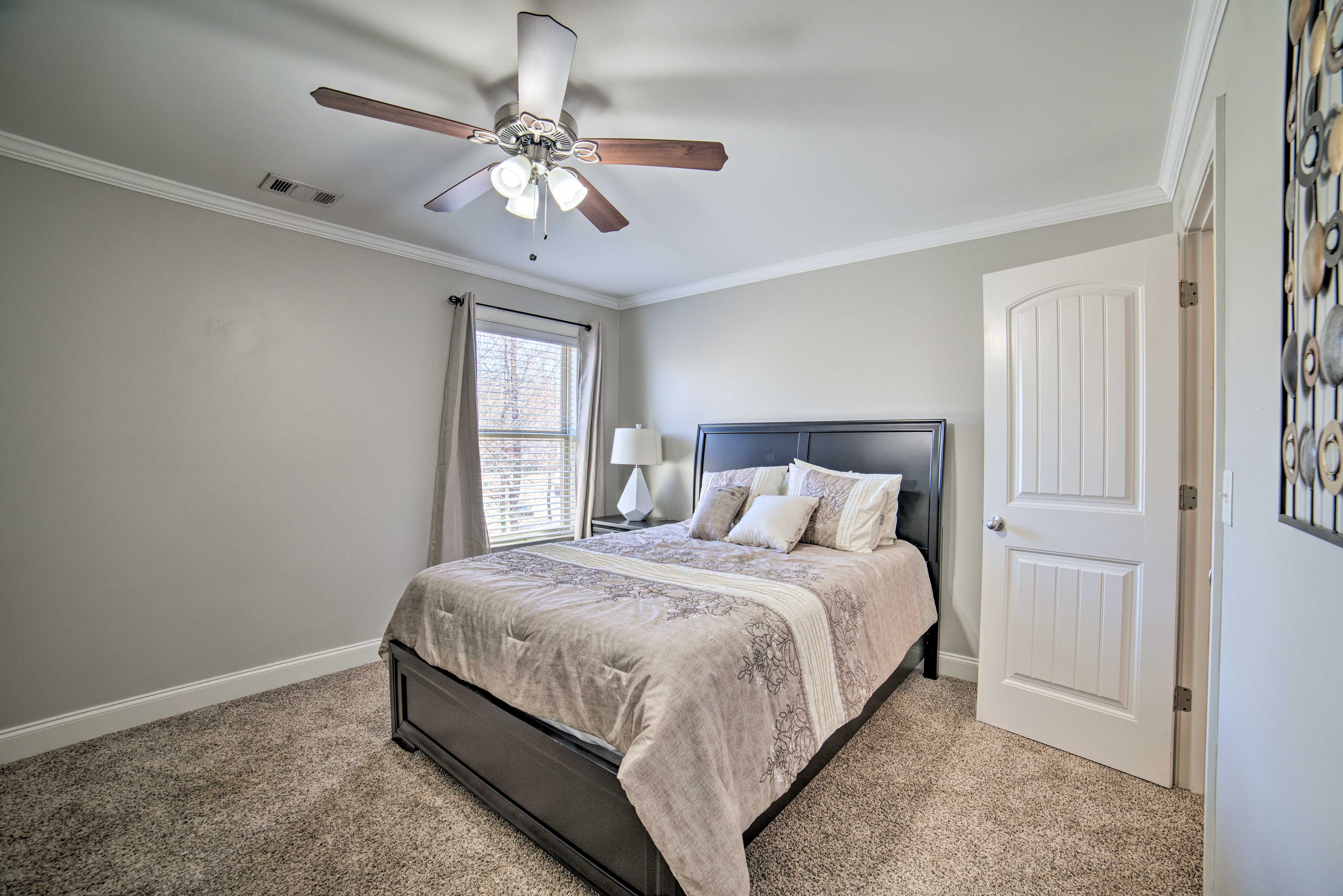 Bedroom 5 | Queen Bed | Upstairs