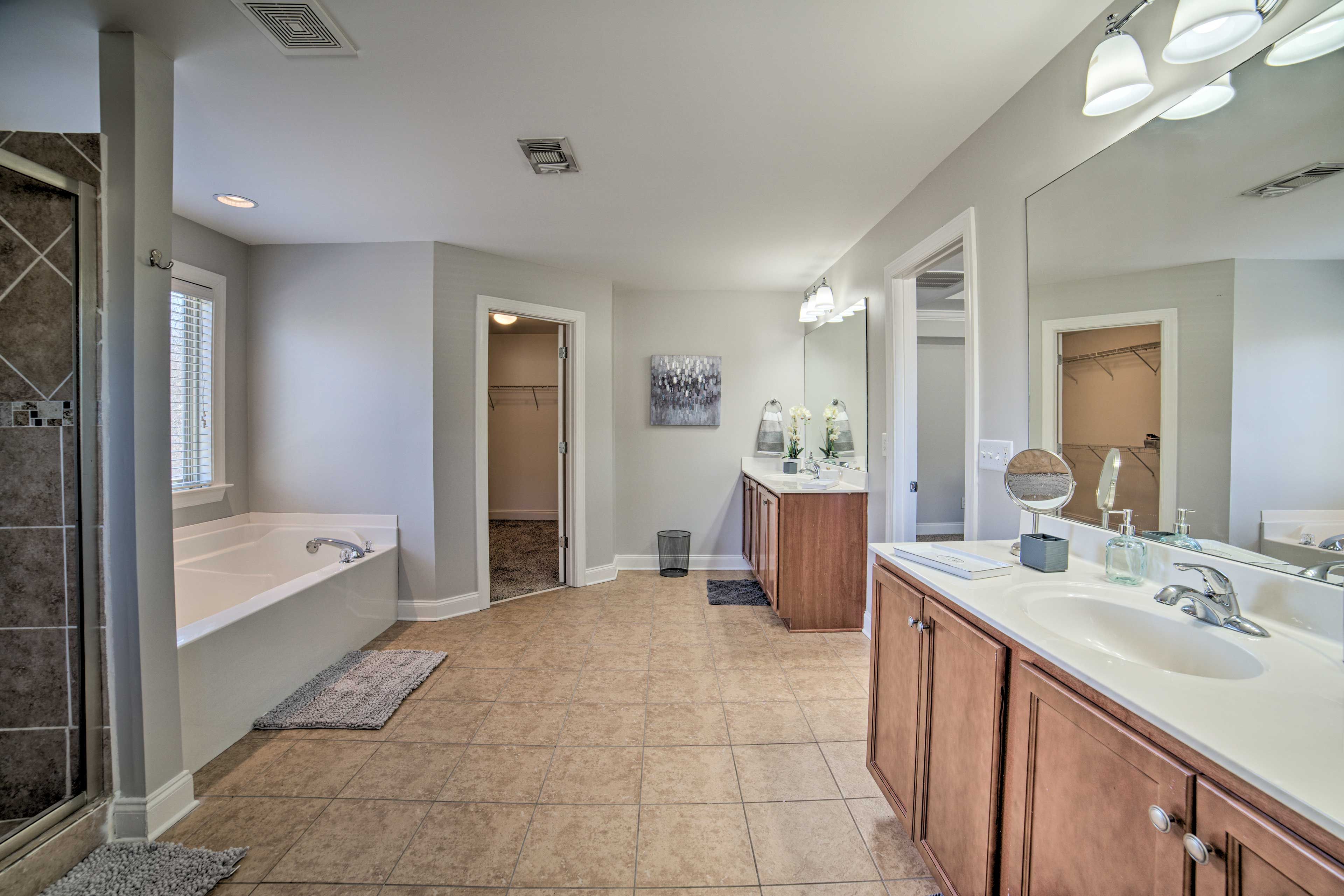 En-Suite Bathroom