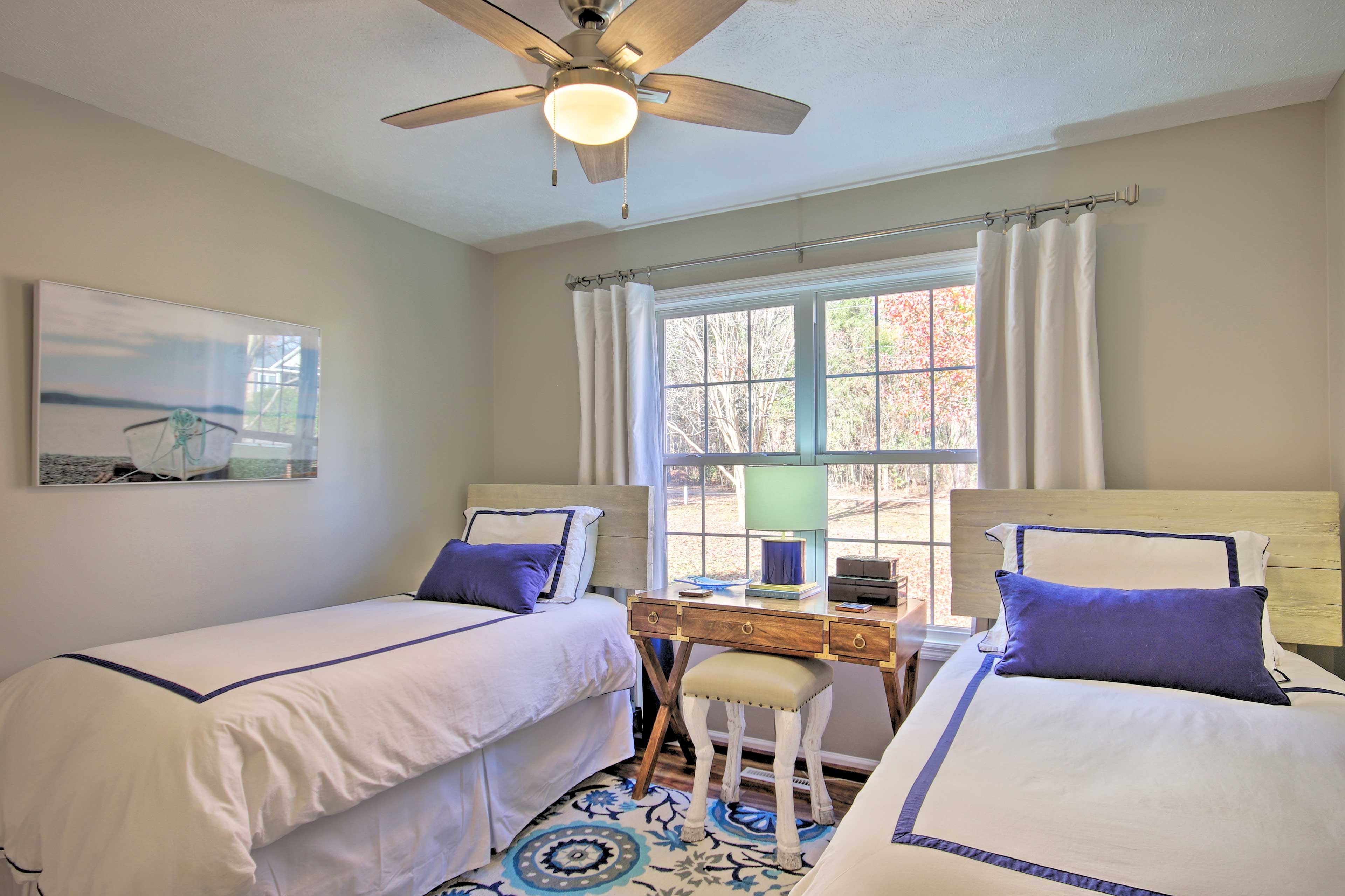 Bedroom 3 | 2 Twin Beds