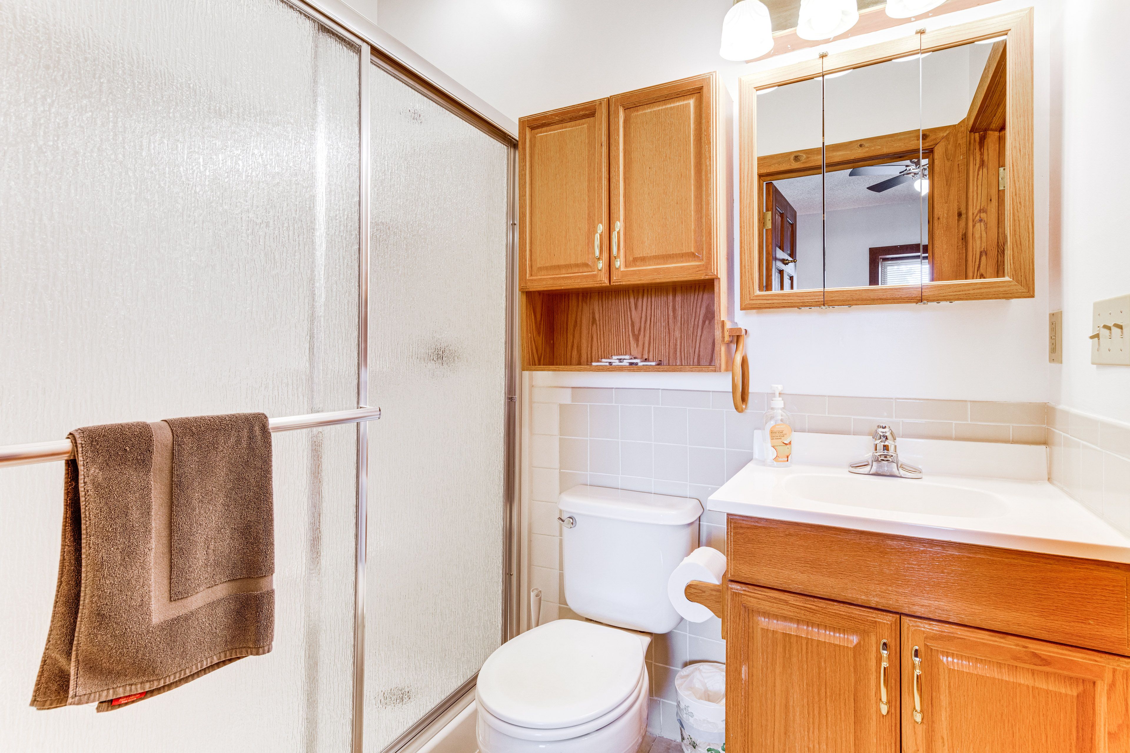 En-Suite Bathroom | Complimentary Toiletries | Grab Rail in Shower
