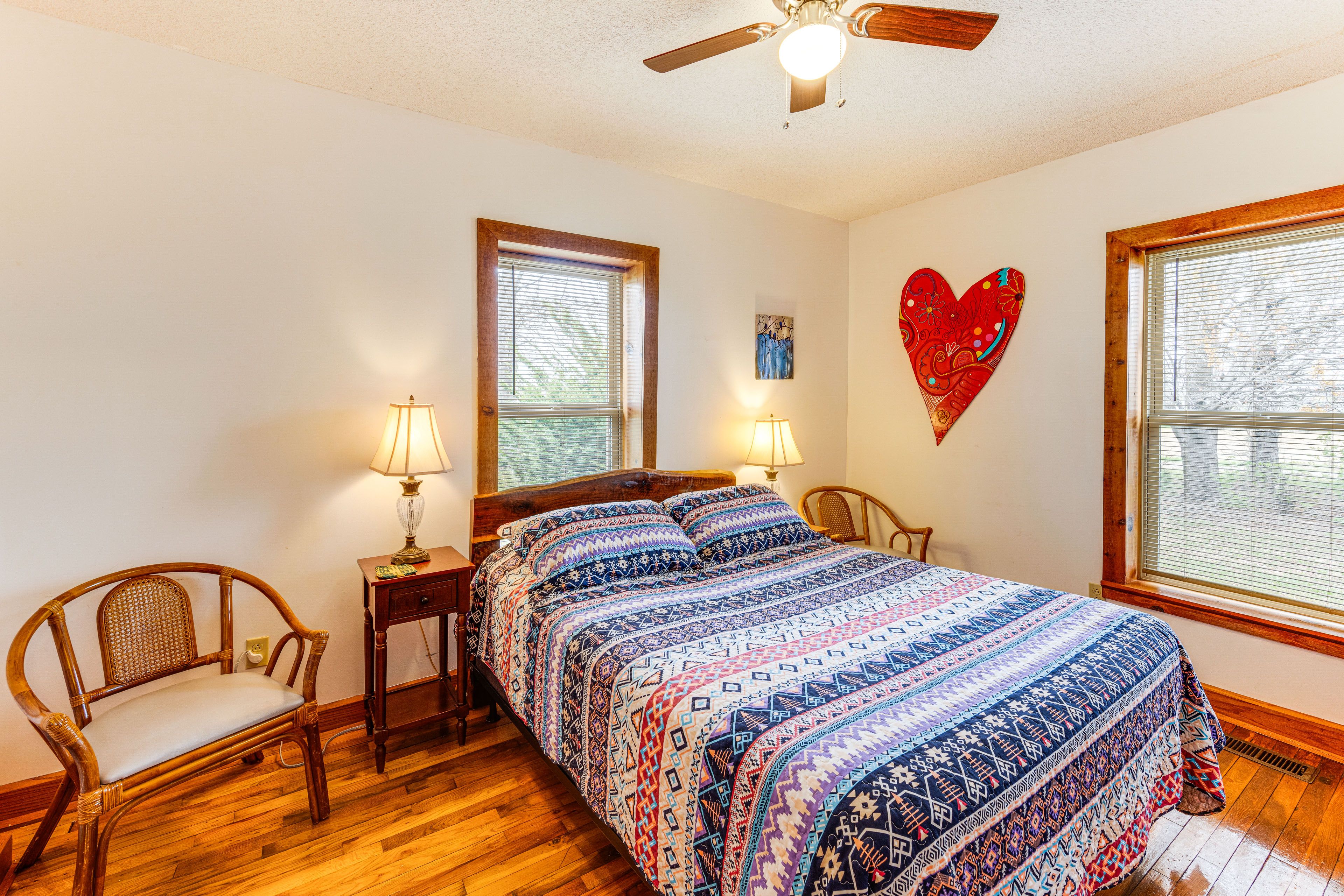 Bedroom 1 | 1st Floor | Queen Bed