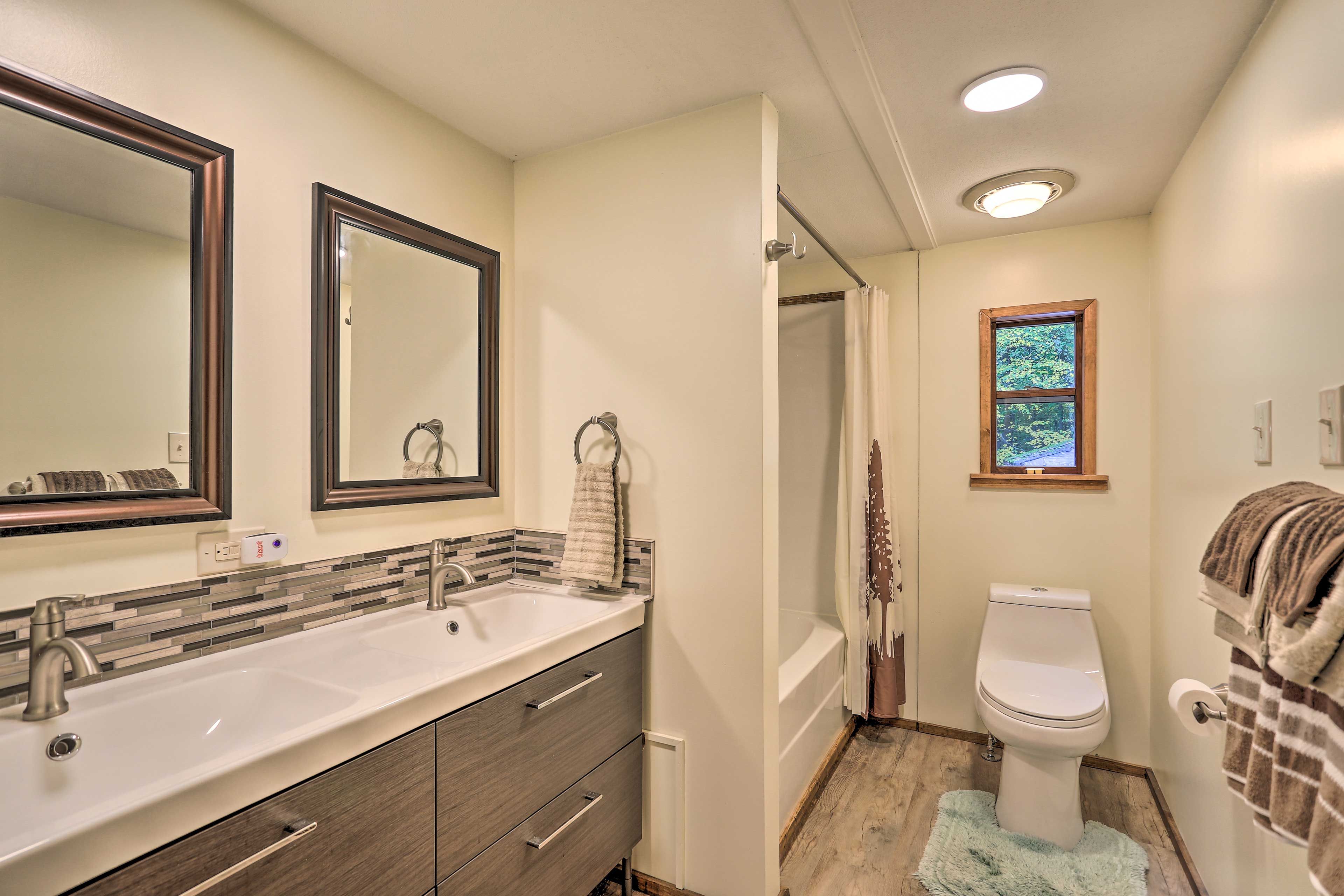 Full Bathroom