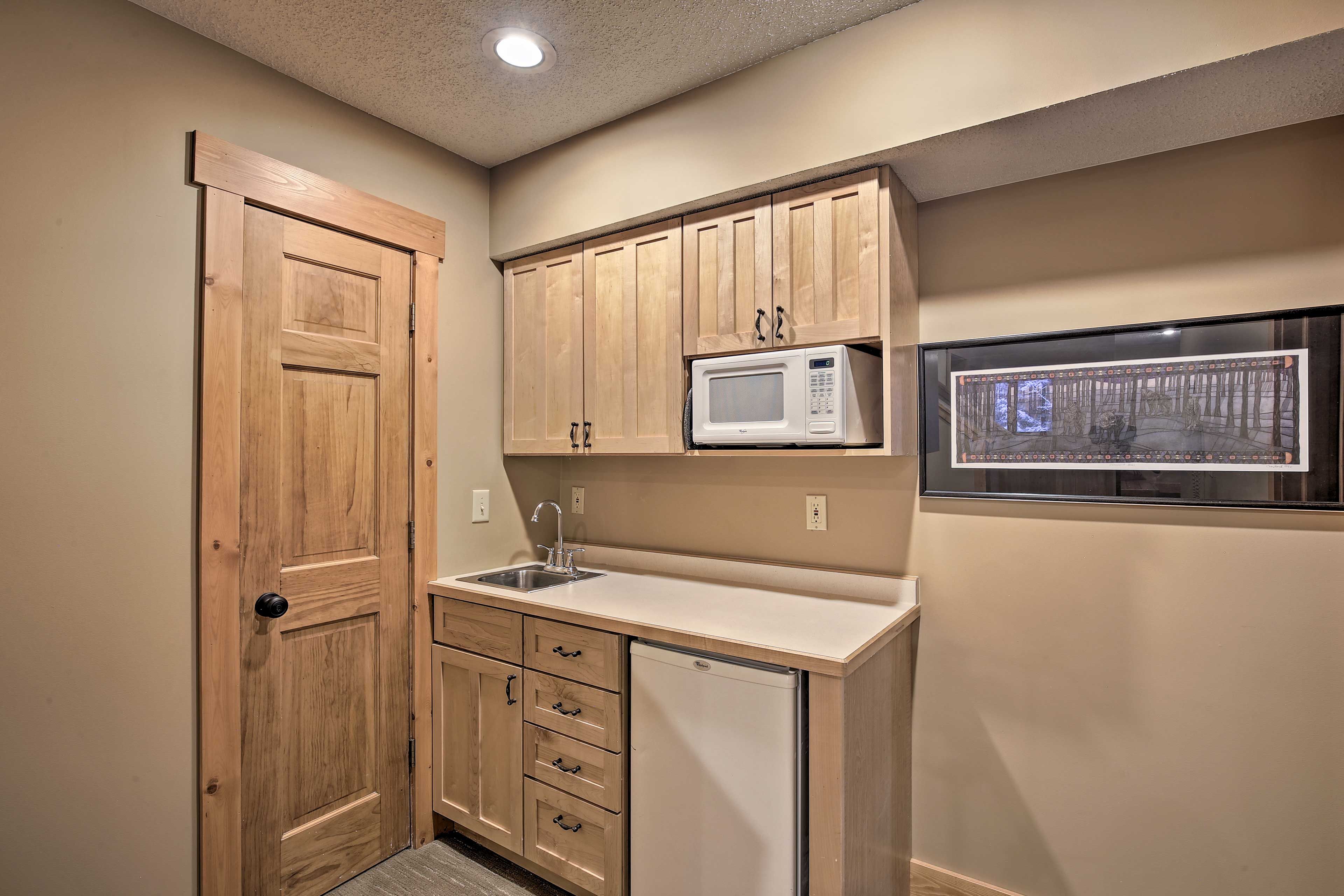 Downstairs Wet Bar