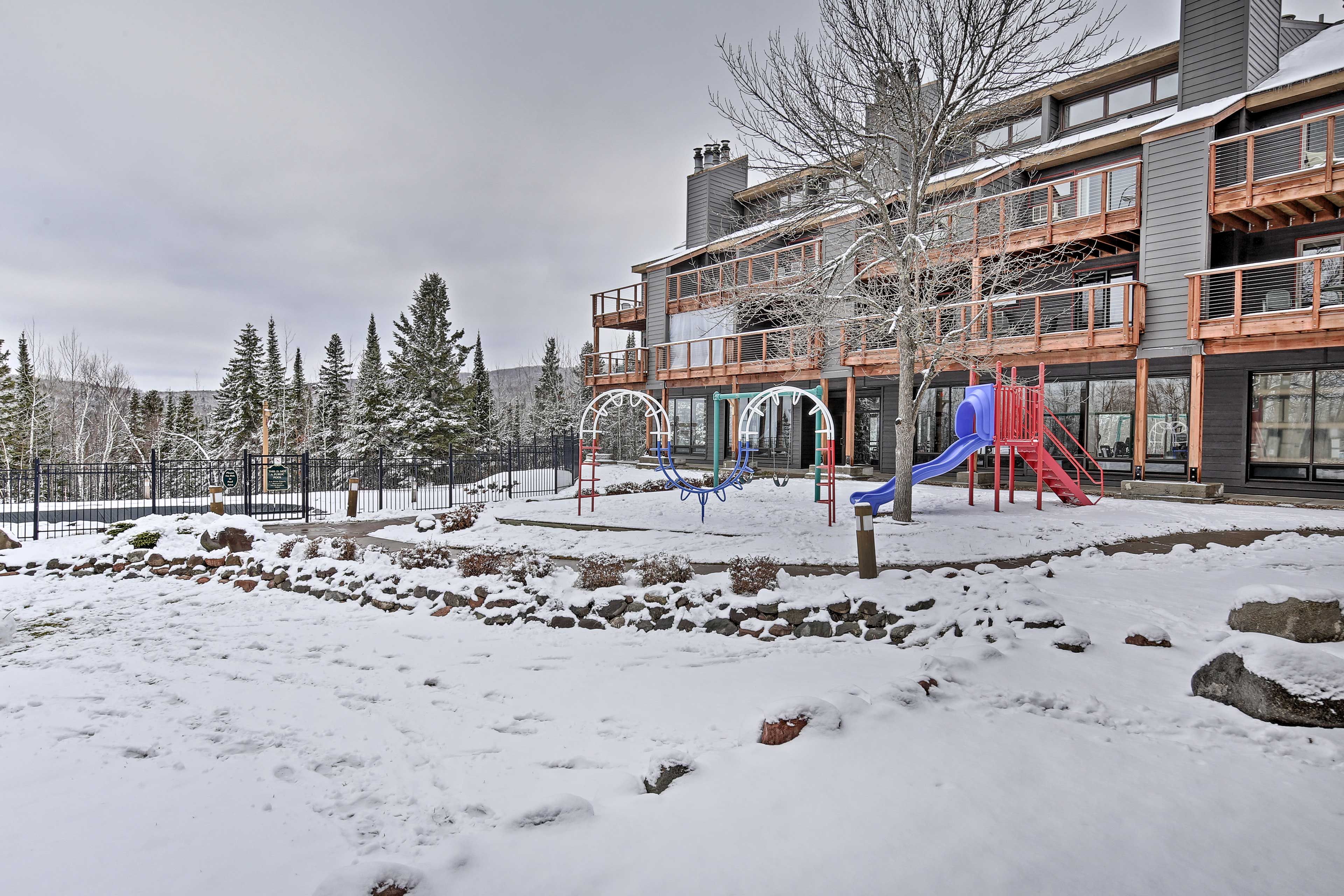 Community Playground | Seasonal Outdoor Pool